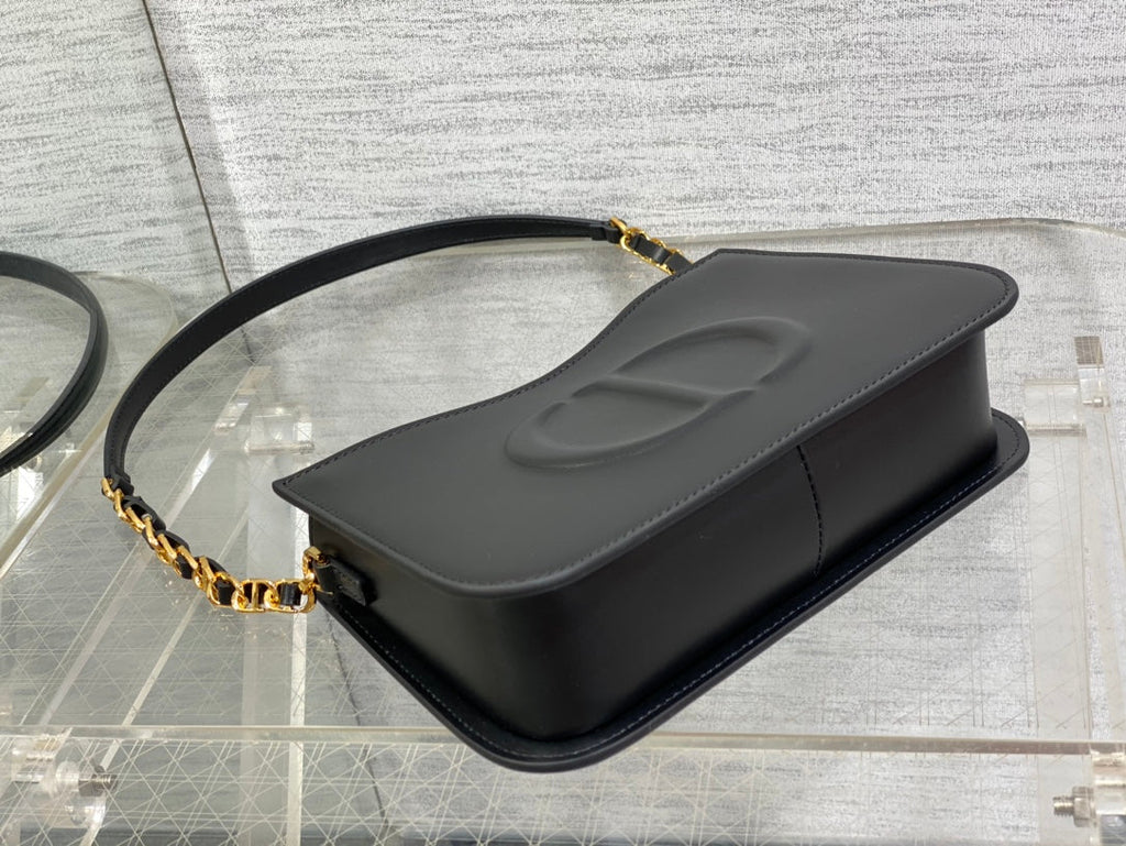 DIOR HOBO SIGNATURE 23  BAG IN BLACK LAMBSKIN
