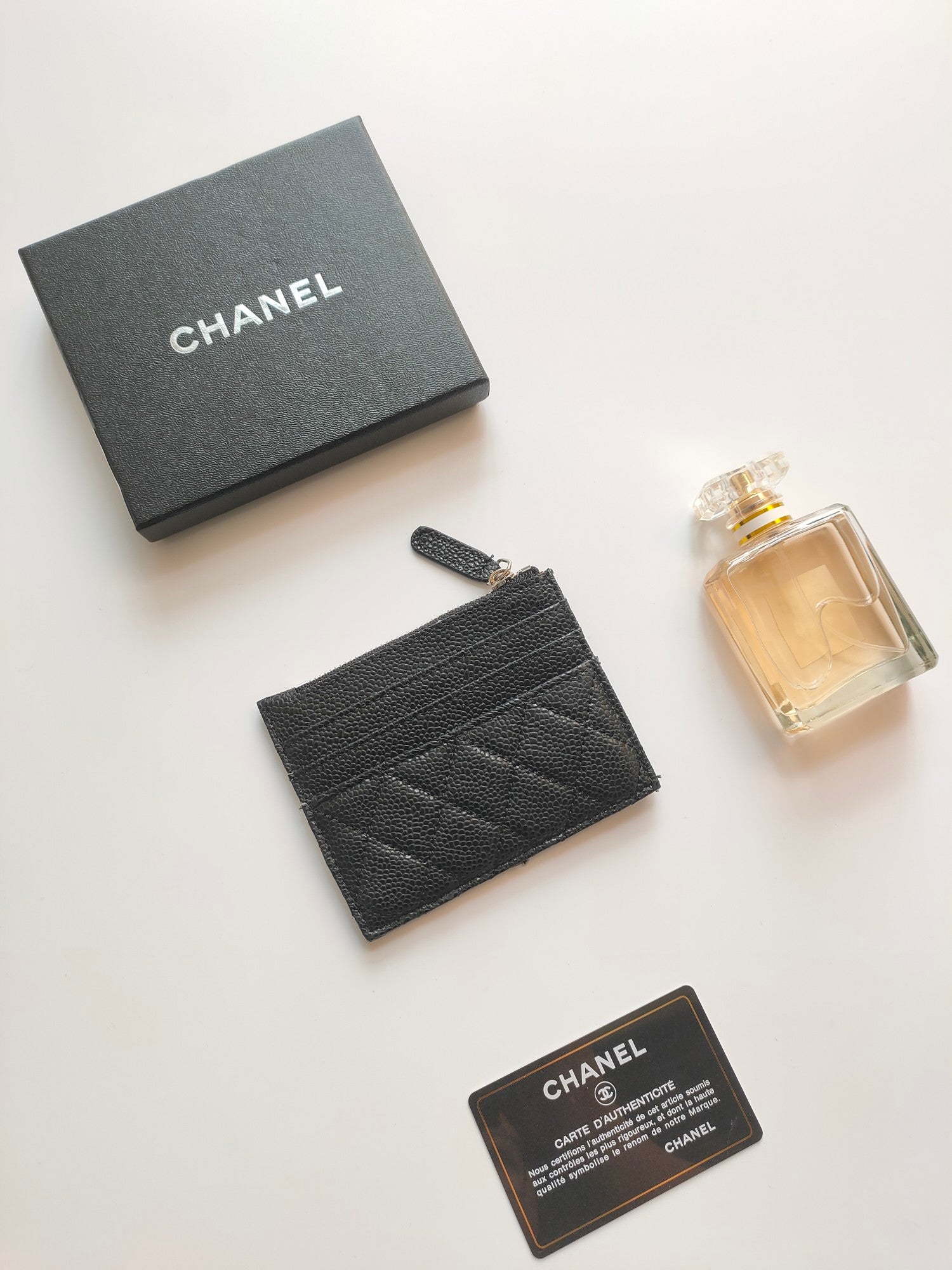 CHANEL ZIPPED CARD HOLDER 11.5 BLACK GRAINED CALFSKIN GOLD ICON