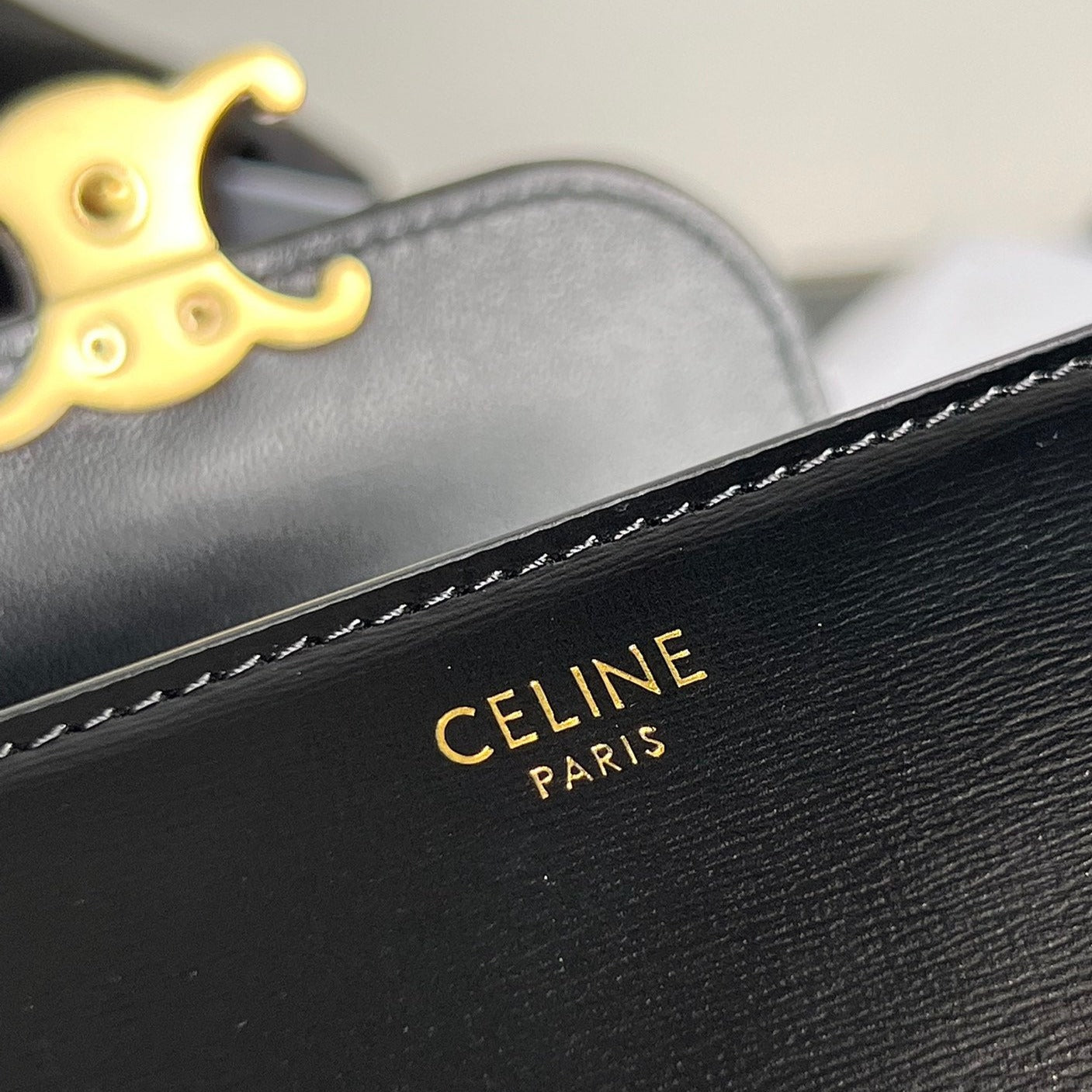 CELINE TRIOMPHE 10 CALFSKIN WALLET BLACK