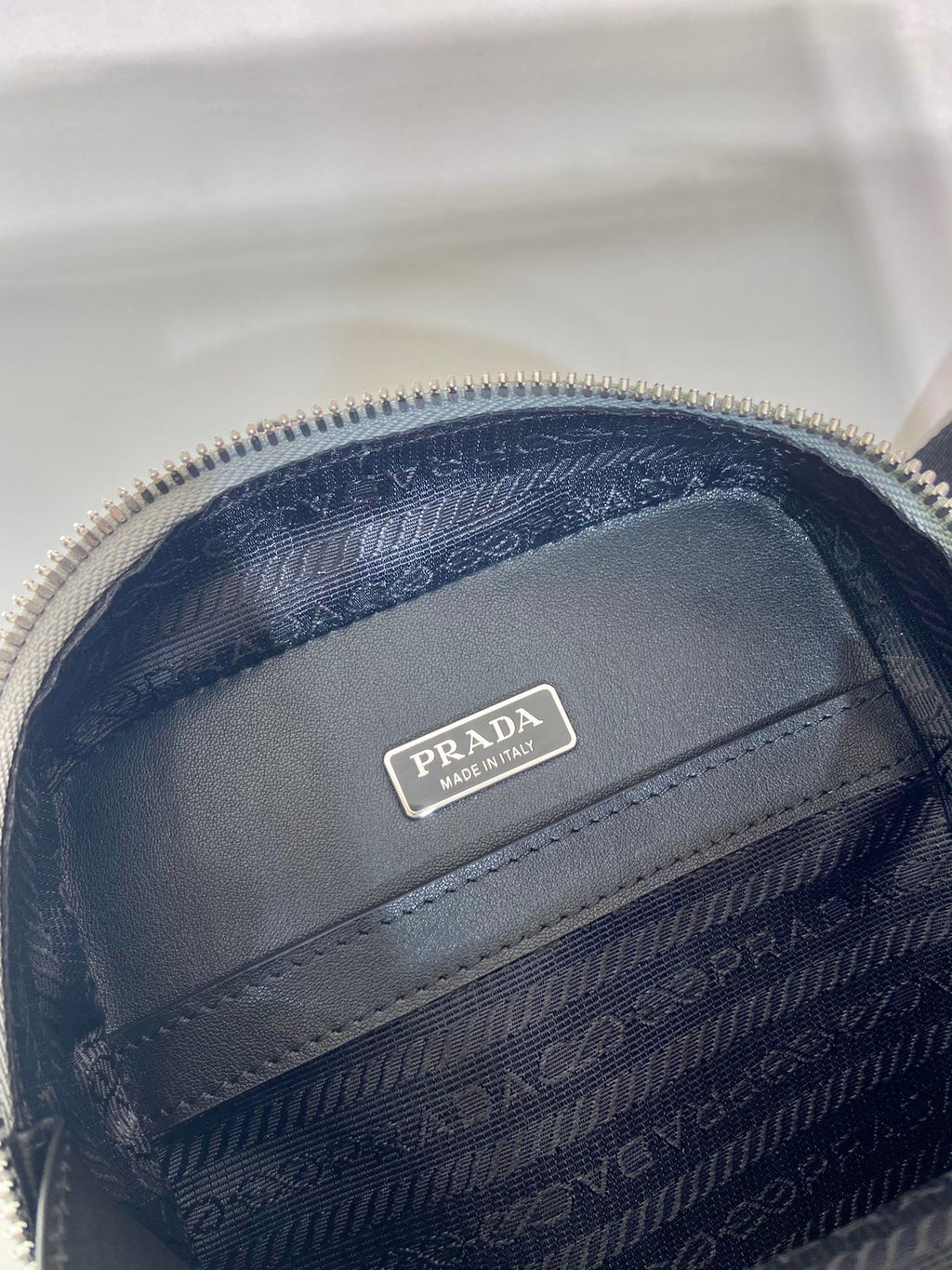 PRADA CHEST BAG 20 IN ECHO GRAY SAFFIANO LEATHER