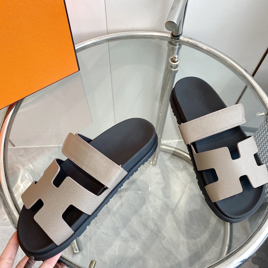 HERMES CHYPRE EPSOM Sandal gray Leather