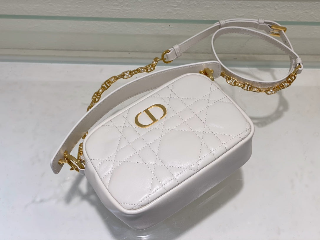 DIOR CARO BOX BAG 19 IN WHITE QUILTED MACROCANNAGE CALFSKIN