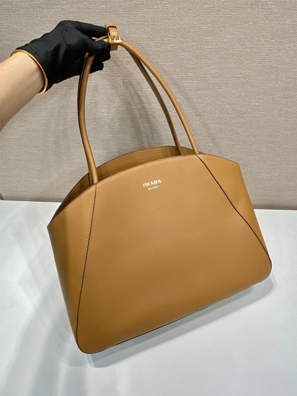 PRADA ELEGANT TOTE BAG 40 IN CIDER BROWN SMOOTH CALFSKIN