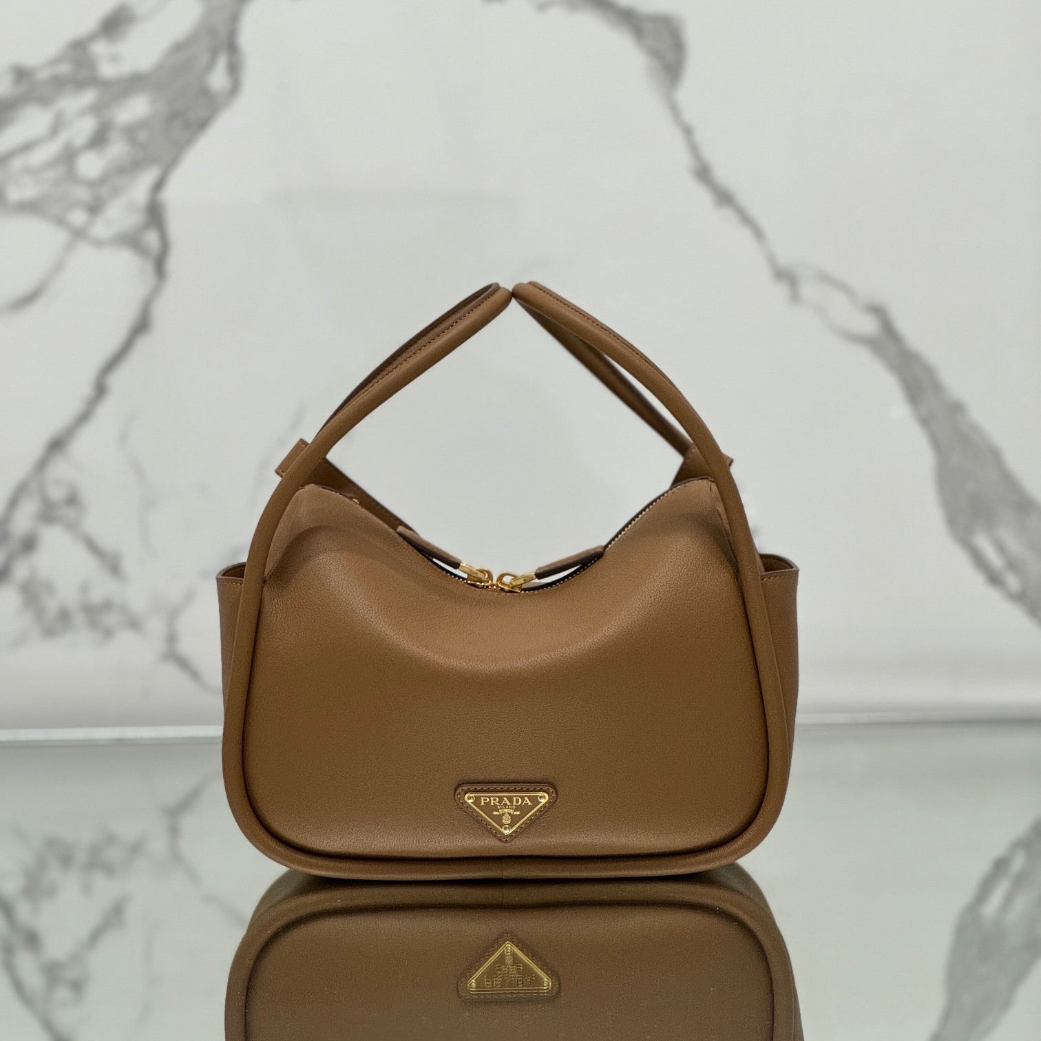 PRADA RLING HANDBAG 25 IN RUSSET BROWN SOFT GRAIN LAMBSKIN