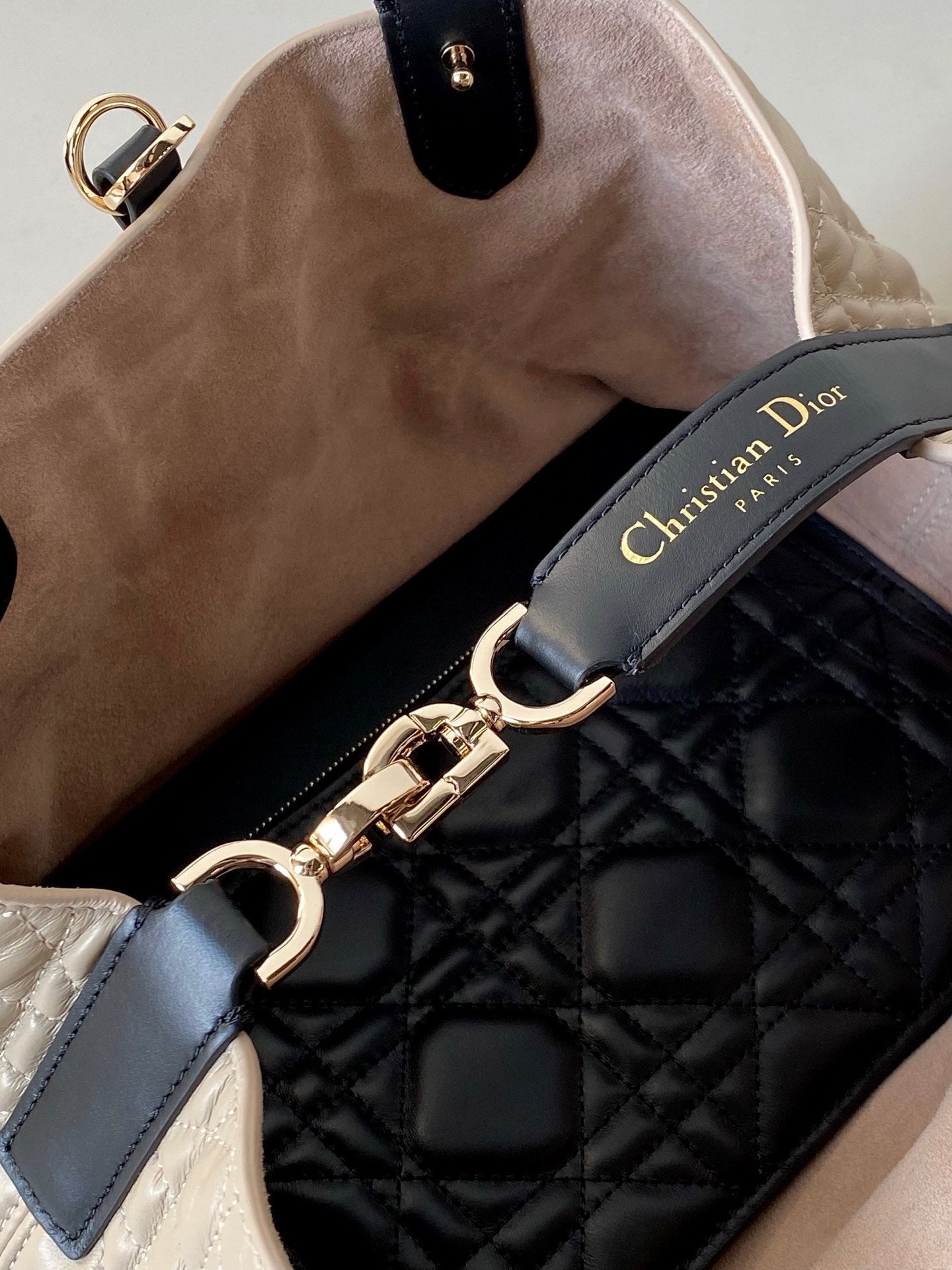 DIOR MINI TOUJOURS BAG 23 IN BEIGE CANNAGE CALFSKIN BLACK STRAP