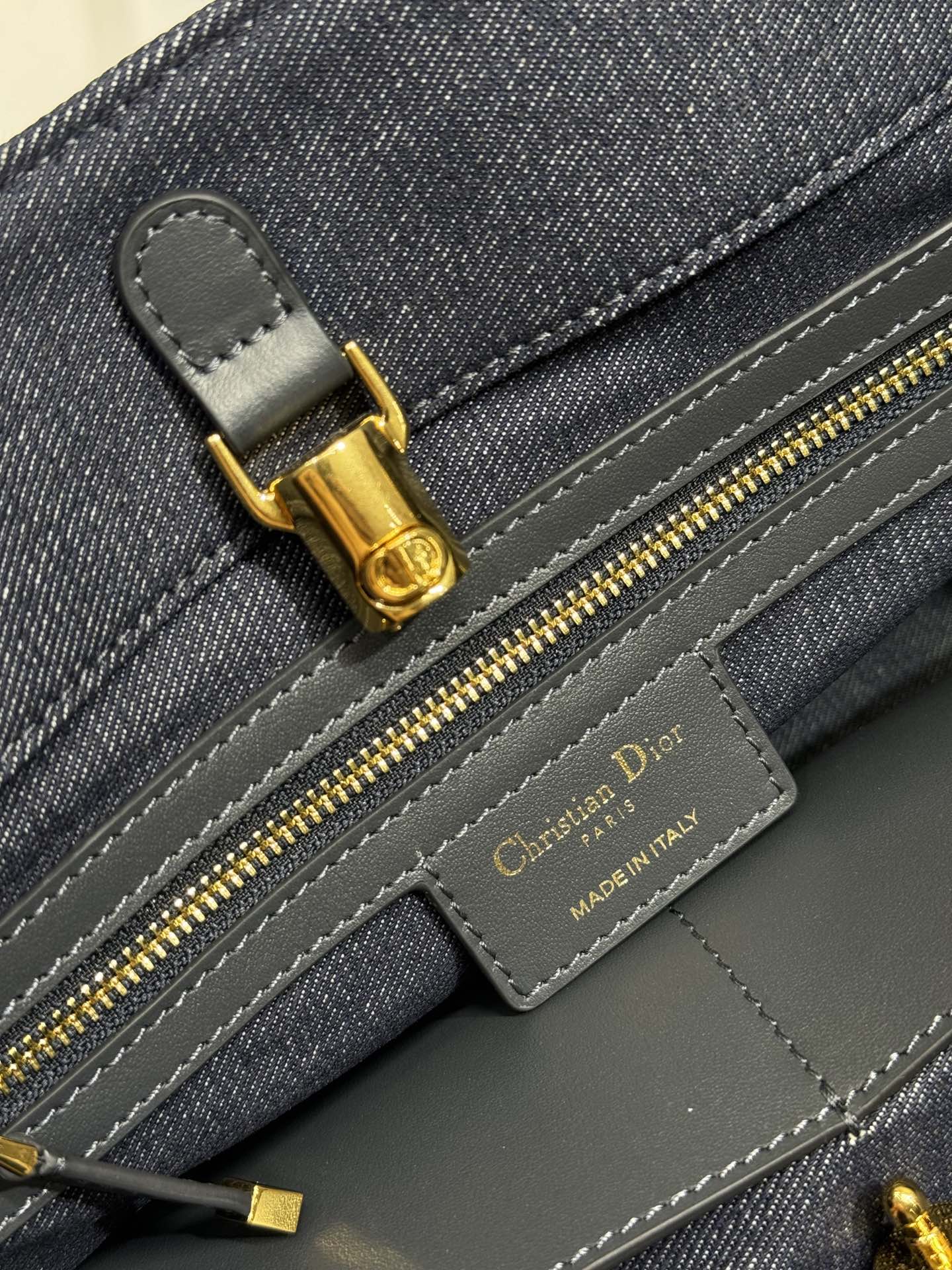 DIOR MEDIUM 37 TOUJOURS BAG IN BLACK CANNAGE DENIM