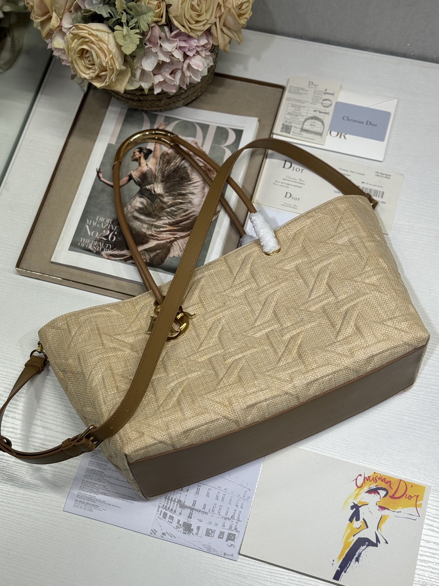 DIOR LARGE 41 TOUJOURS BAG IN BISQUE BEIGE CANNAGE RAFFIA