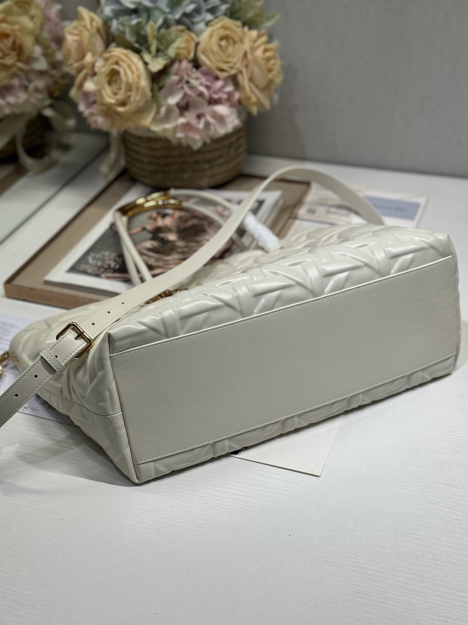DIOR LARGE 41 TOUJOURS BAG IN WHITE MACROCANNAGE LAMBSKIN