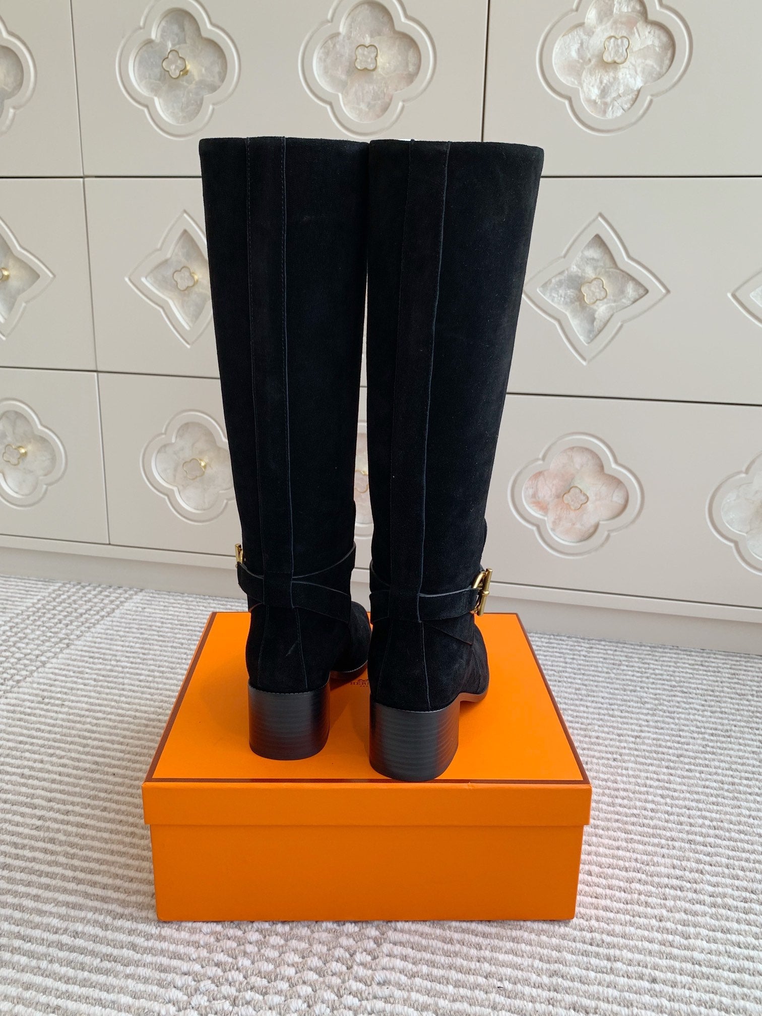 HERMES 25S TALL BOOTS 50 MM IN BLACK SUEDE WITH GOLD HARDWARE