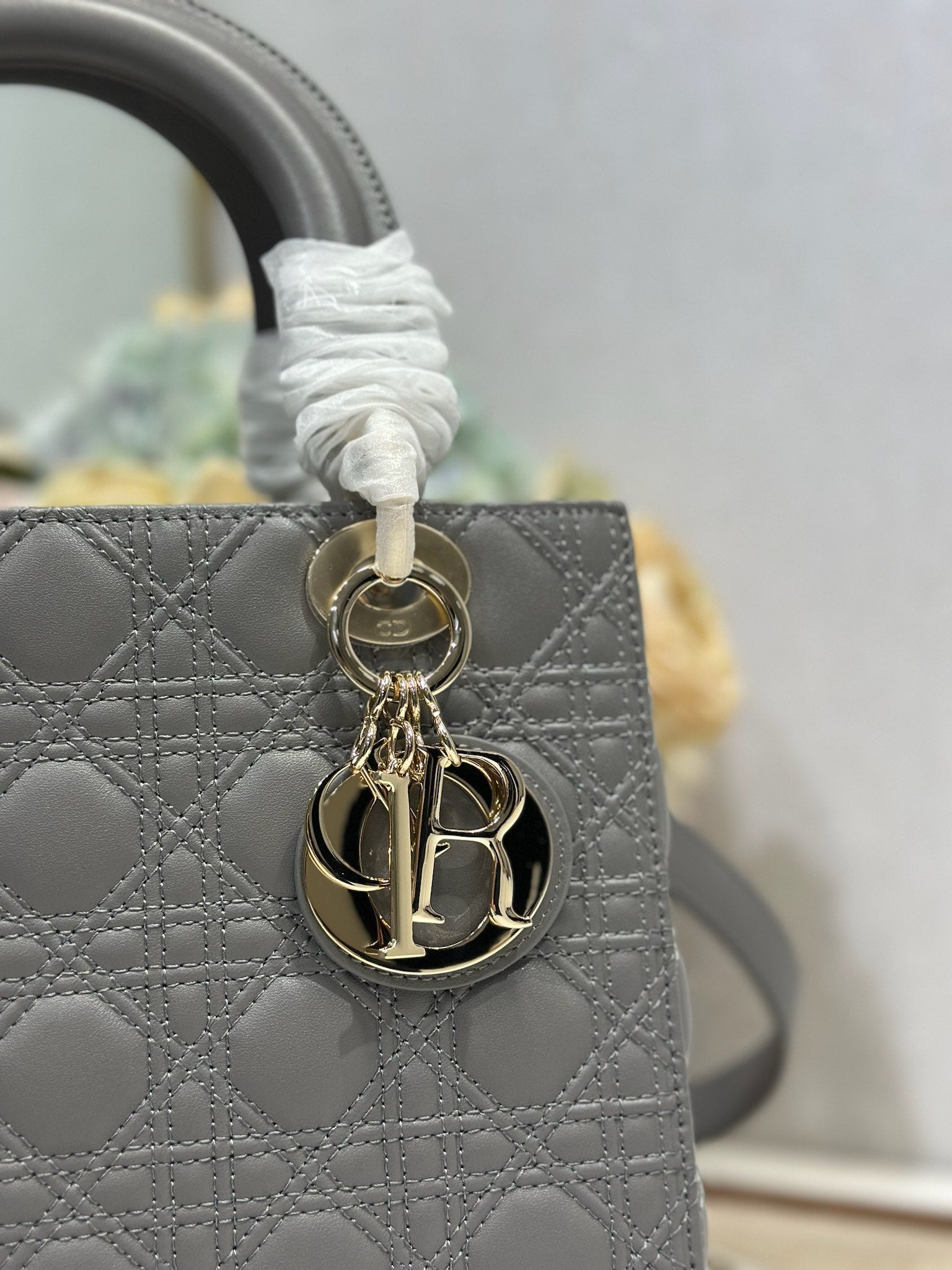 DIOR LADY SMALL BAG 24 IN GREY MACROCANNAGE LAMBSKIN GOLD HARDWARE