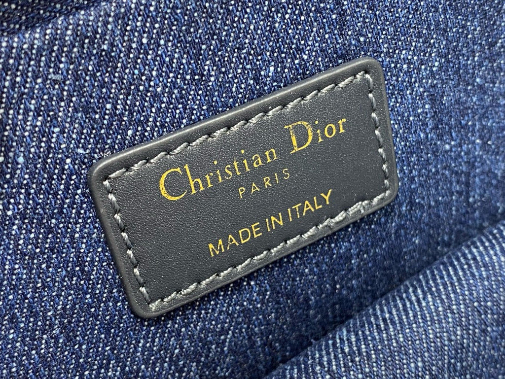 DIOR MONTAIGNE 21 BLUE JEAN EMBROIDERY