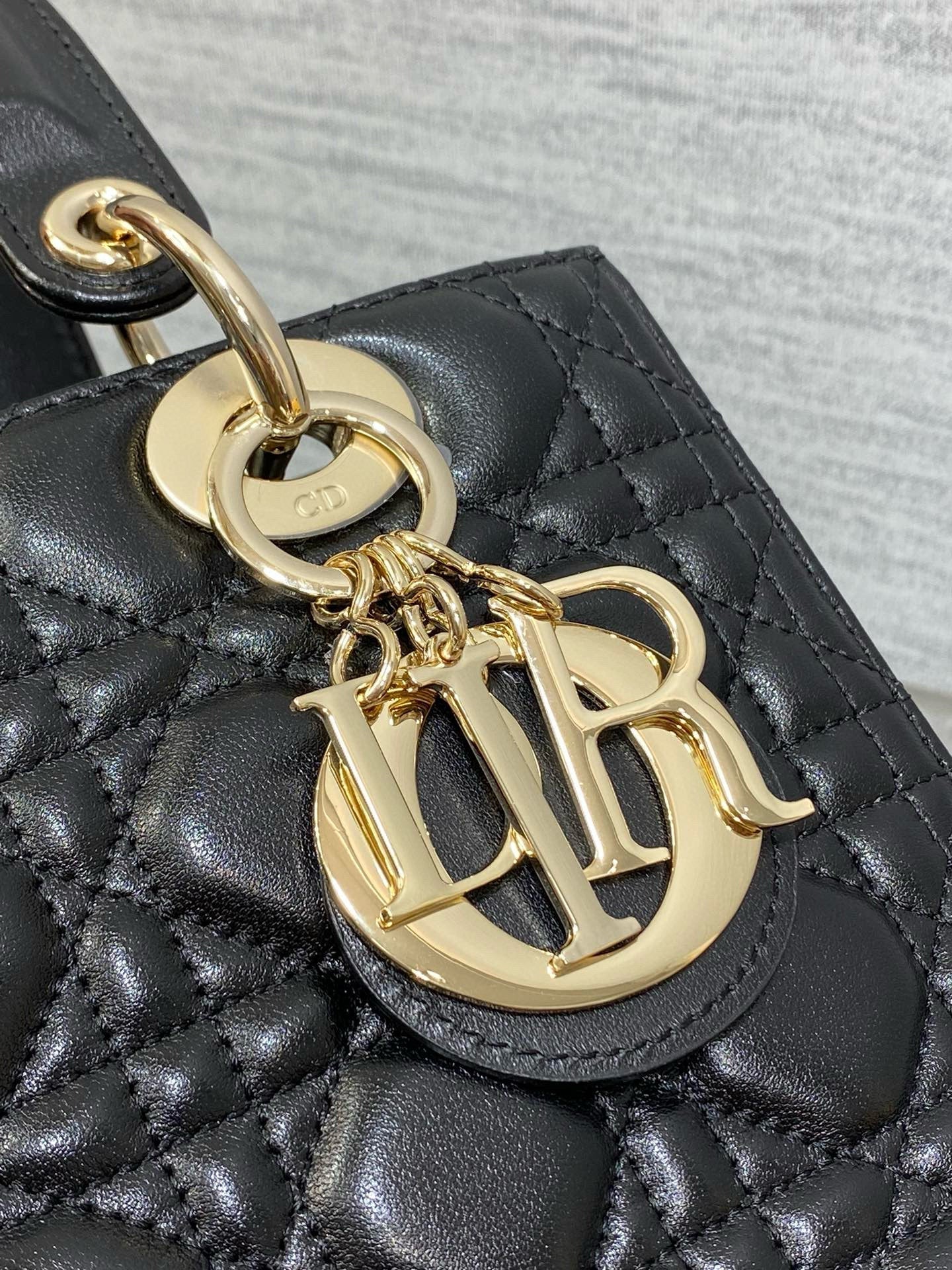 DIOR MEDIUM LADY BAG 24 IN BLACK CALFSKIN GOLD HARDWARE