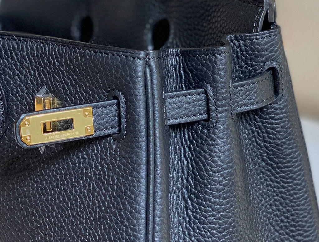 HERMES BIRKIN 30CM IN BLACK TOGO LEATHER GOLD HARDWARE
