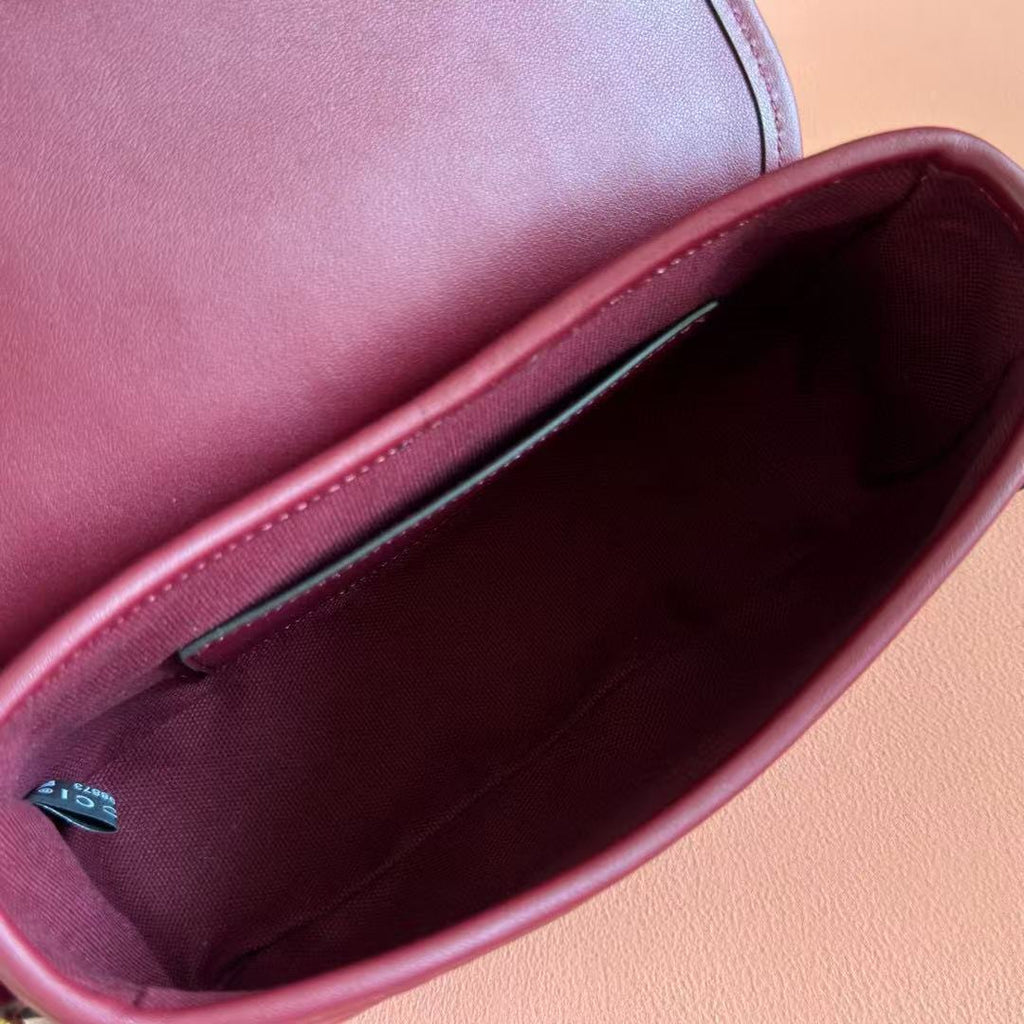 GUCCI SHOULDER BAG 20 IN BURGUNDY RED EMBOSSED CALFSKIN
