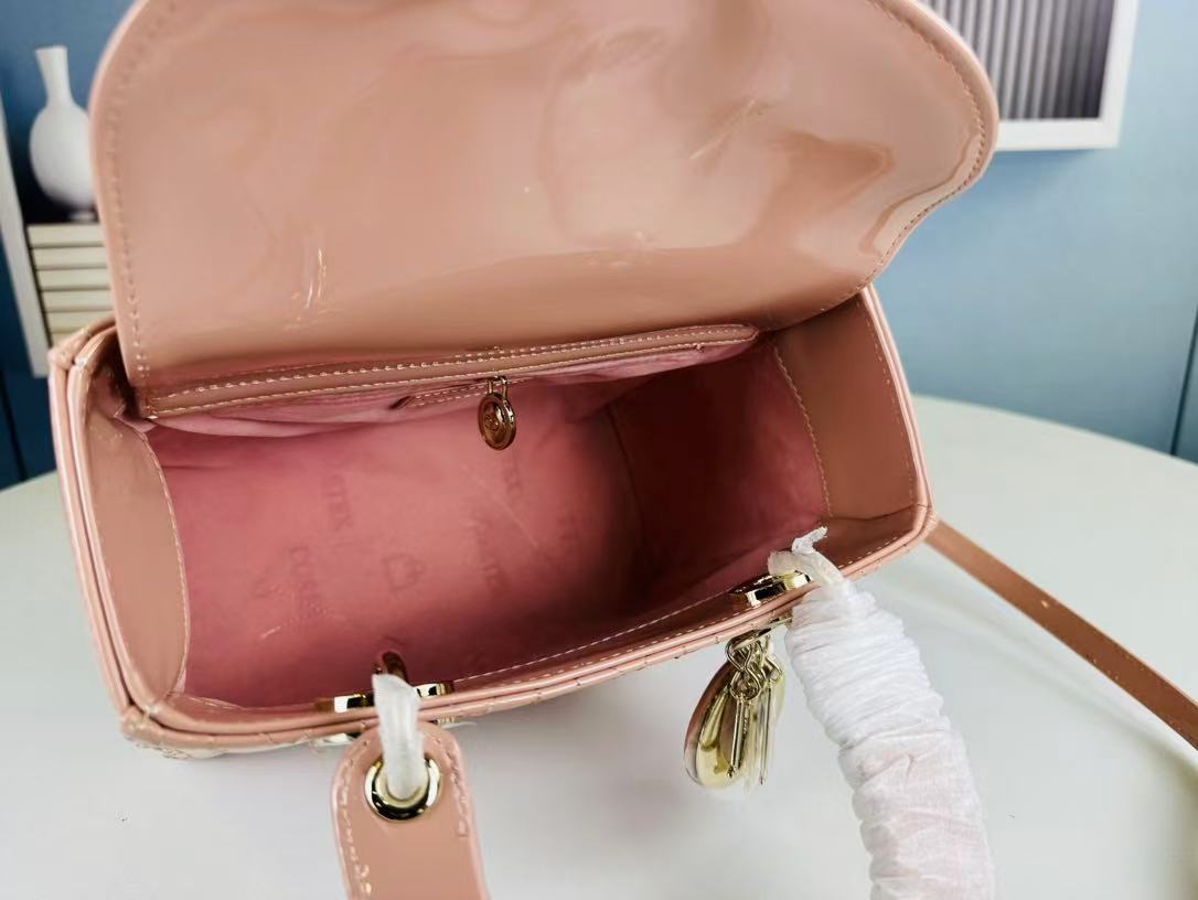 DIOR LADY BAG 24 BEIGE PATENT CALFSKIN GOLD HARDWARE