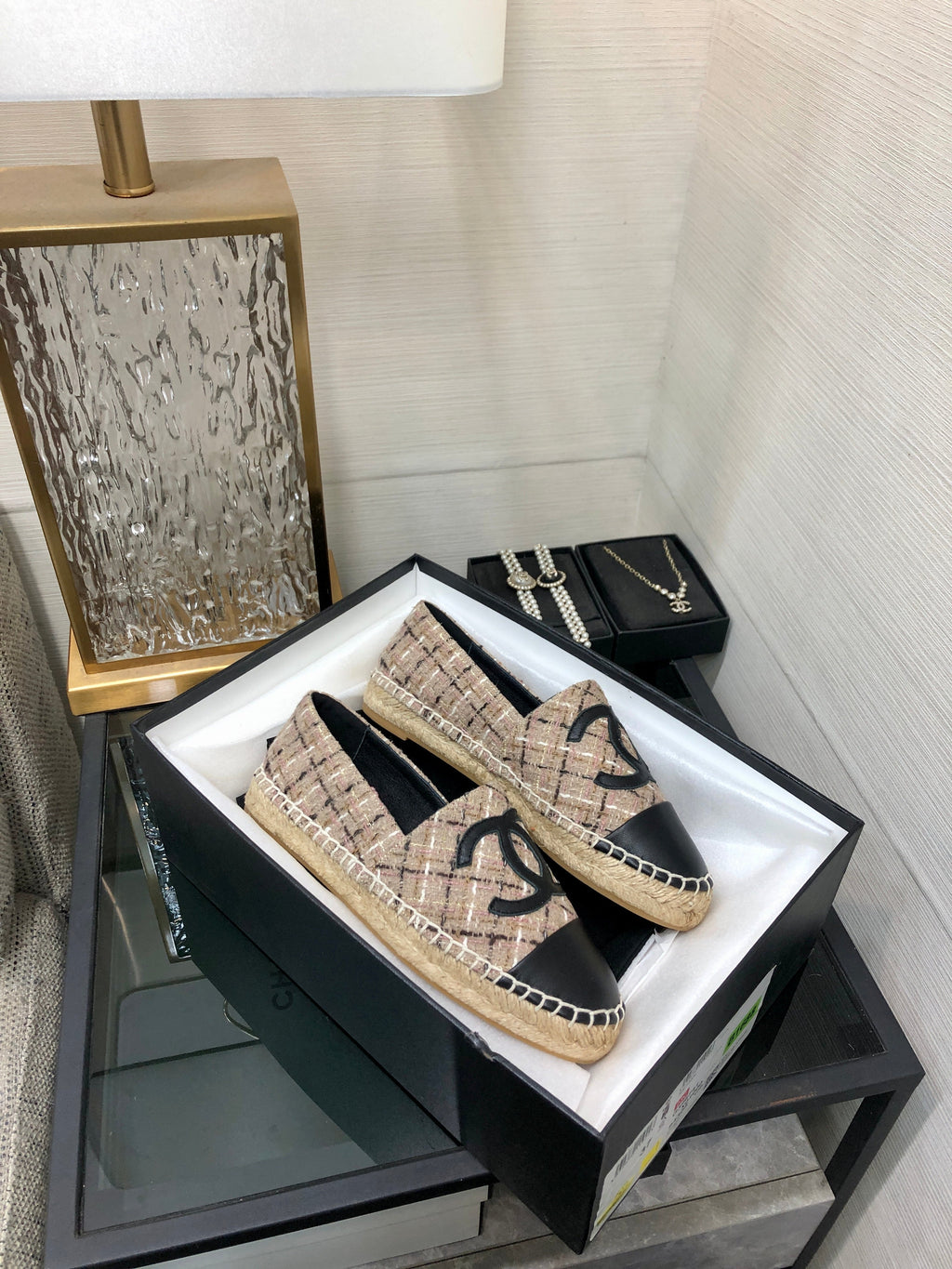 CHANEL ESPADRILLE CAMEL BEIGE TWEED FABRIC AND BLACK CALFSKIN FLATS
