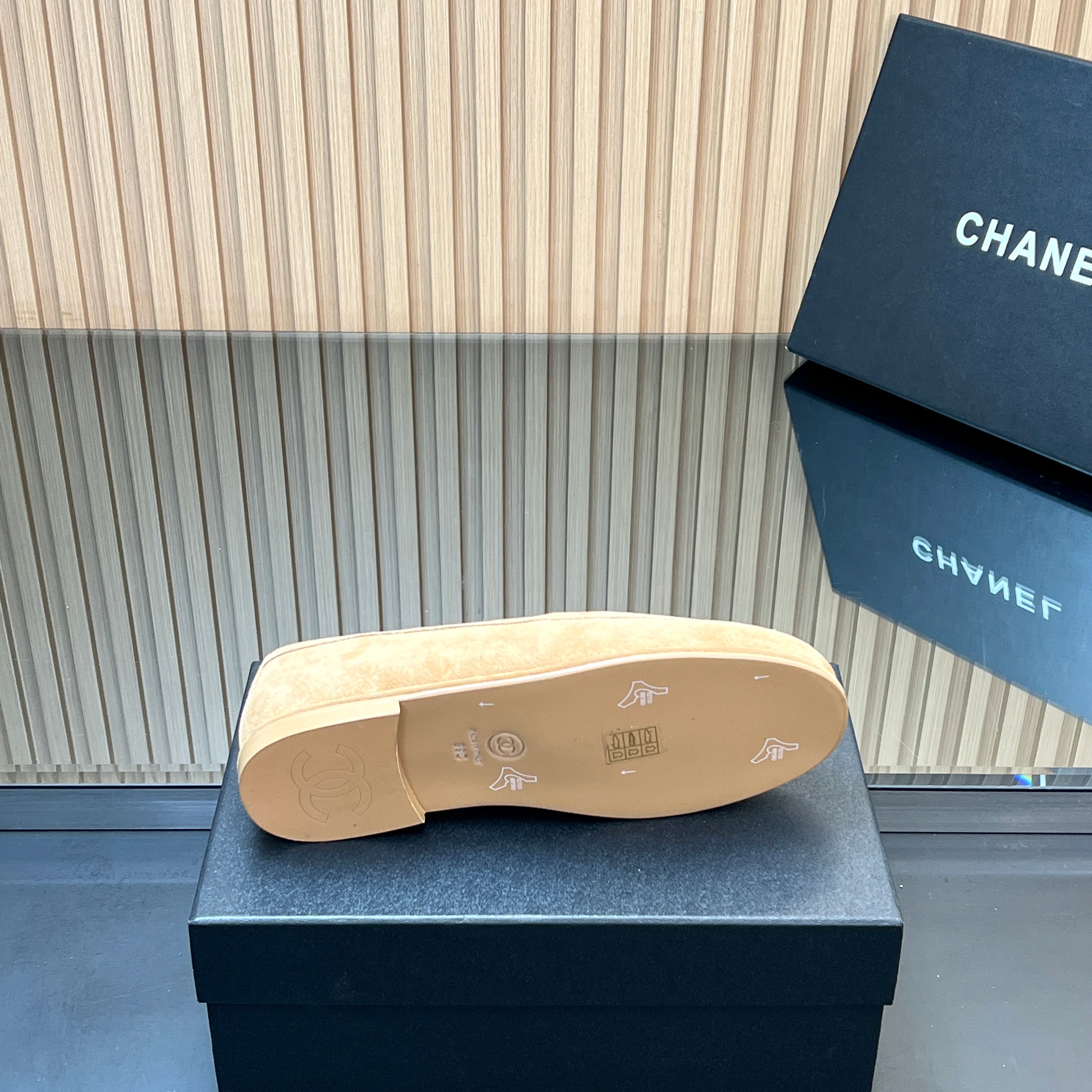 CHANEL 25S TEDDY LOAFER 15MM IN LIGHT BROWN SUEDE SILVER HARDWARE