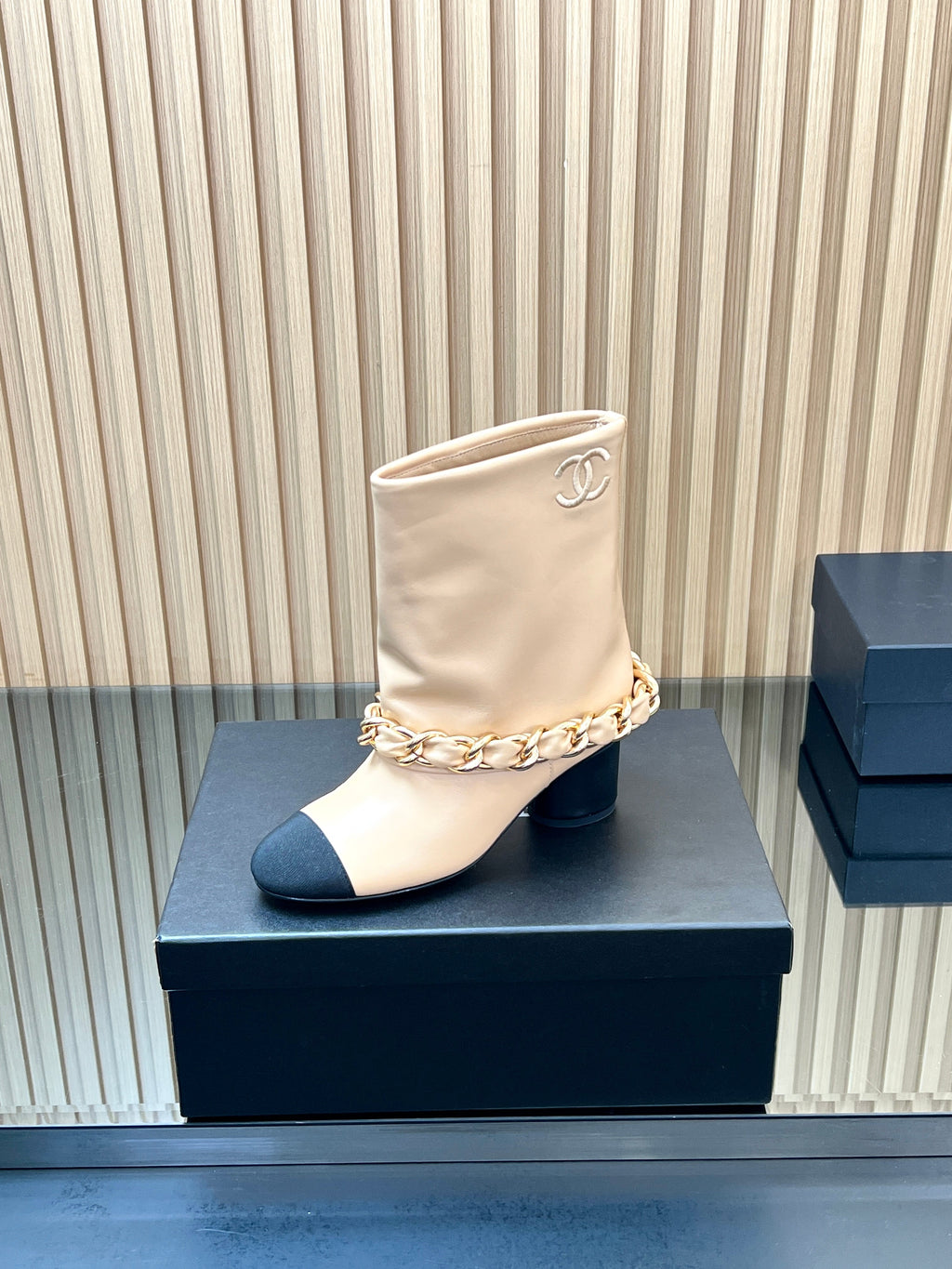 CHANEL 25S LOW BOOTS 65MM IN BEIGE CALFSKIN GOLD HARDWARE