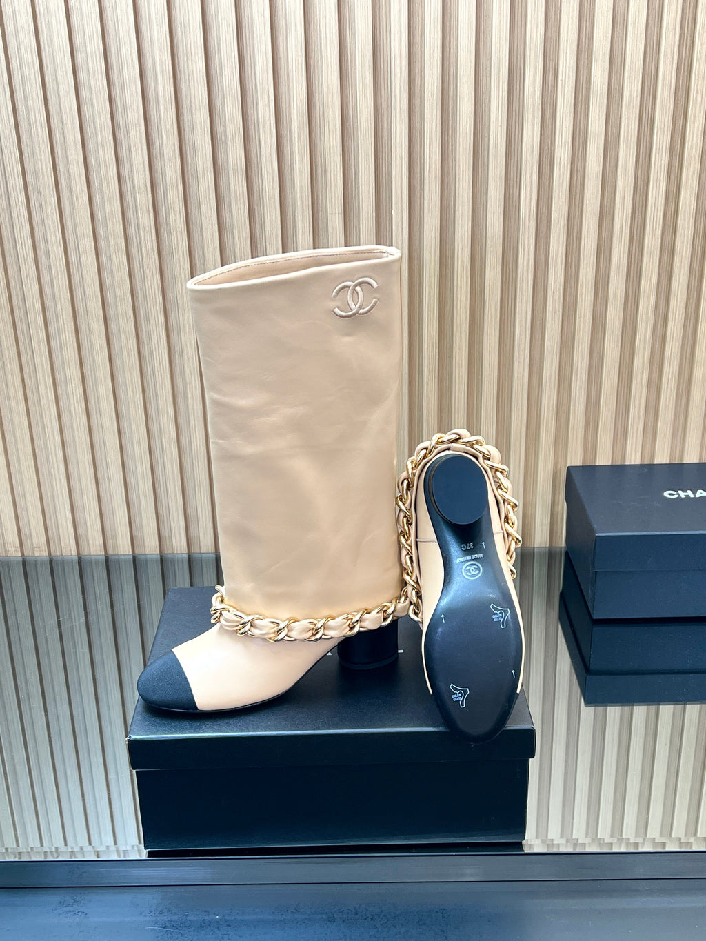 CHANEL 25S HIGH BOOTS 65MM IN BEIGE CALFSKIN GOLD HARDWARE