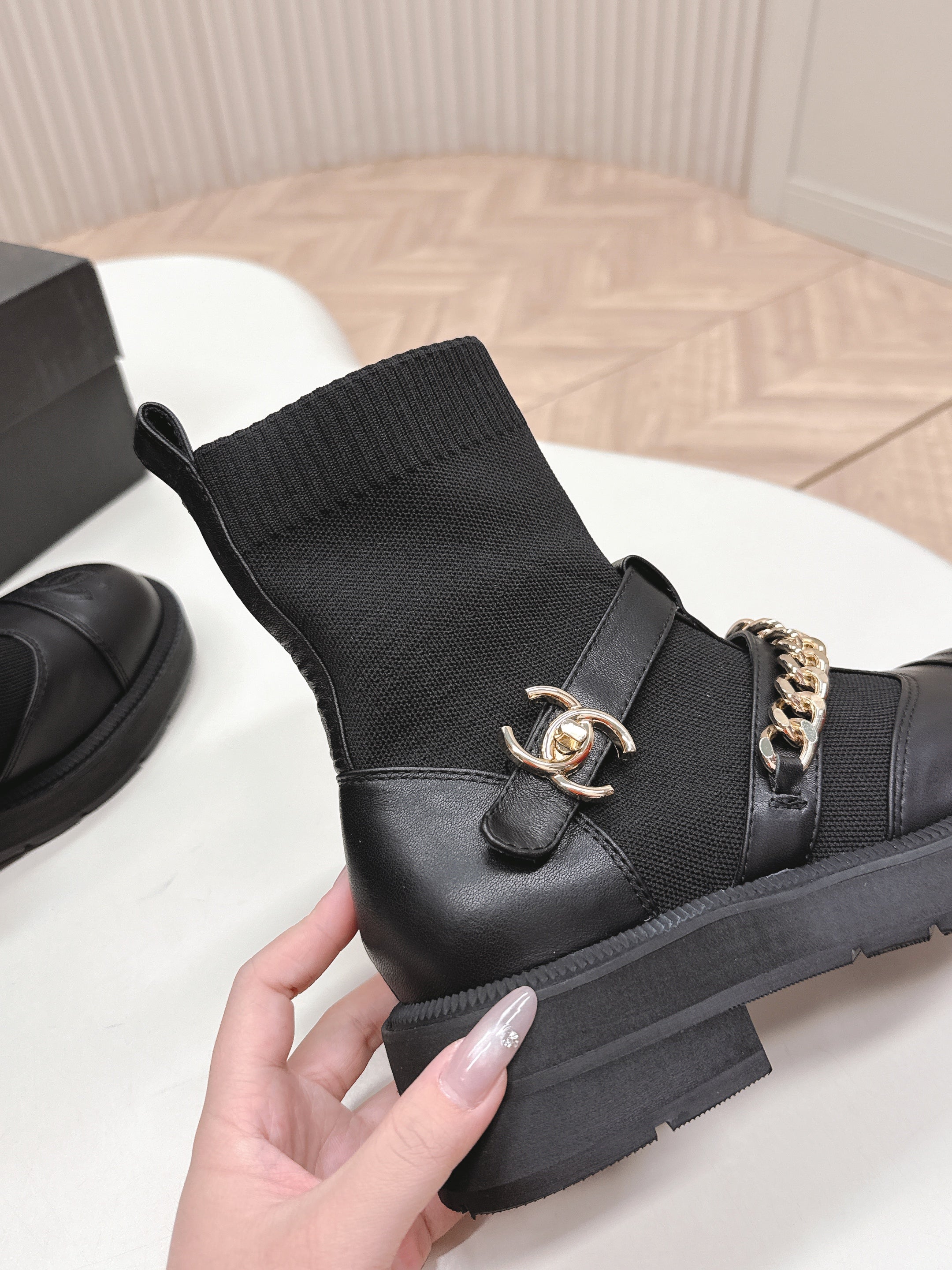 CHANEL ANKLE BOOTS 25S IN BLACK LAMBSKIN AND FABRIC WITH GOLD HARDWARE