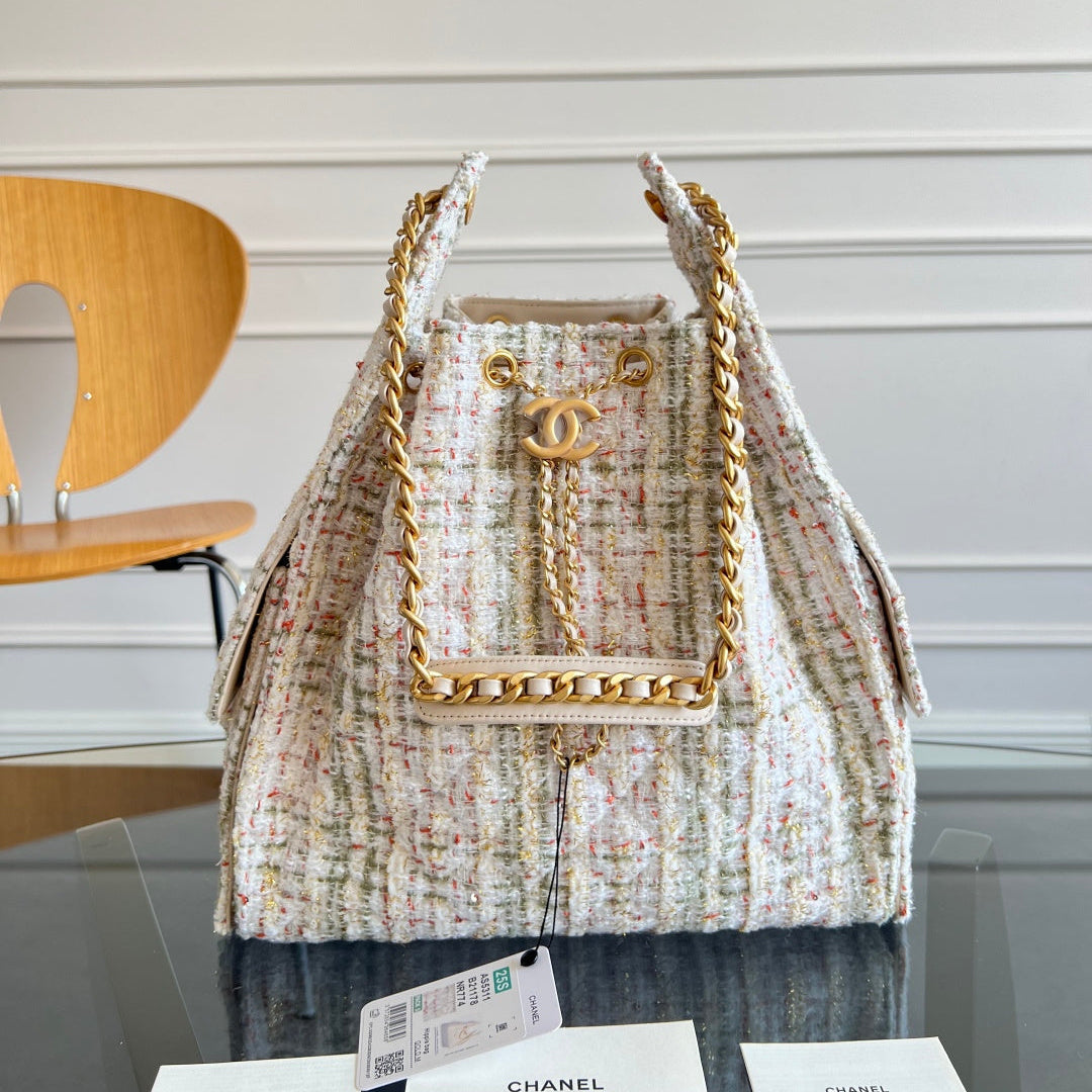 CHANEL 25S HOBO BAG 40 IN MULTICOLOR TWEED WITH GOLD HARDWARE