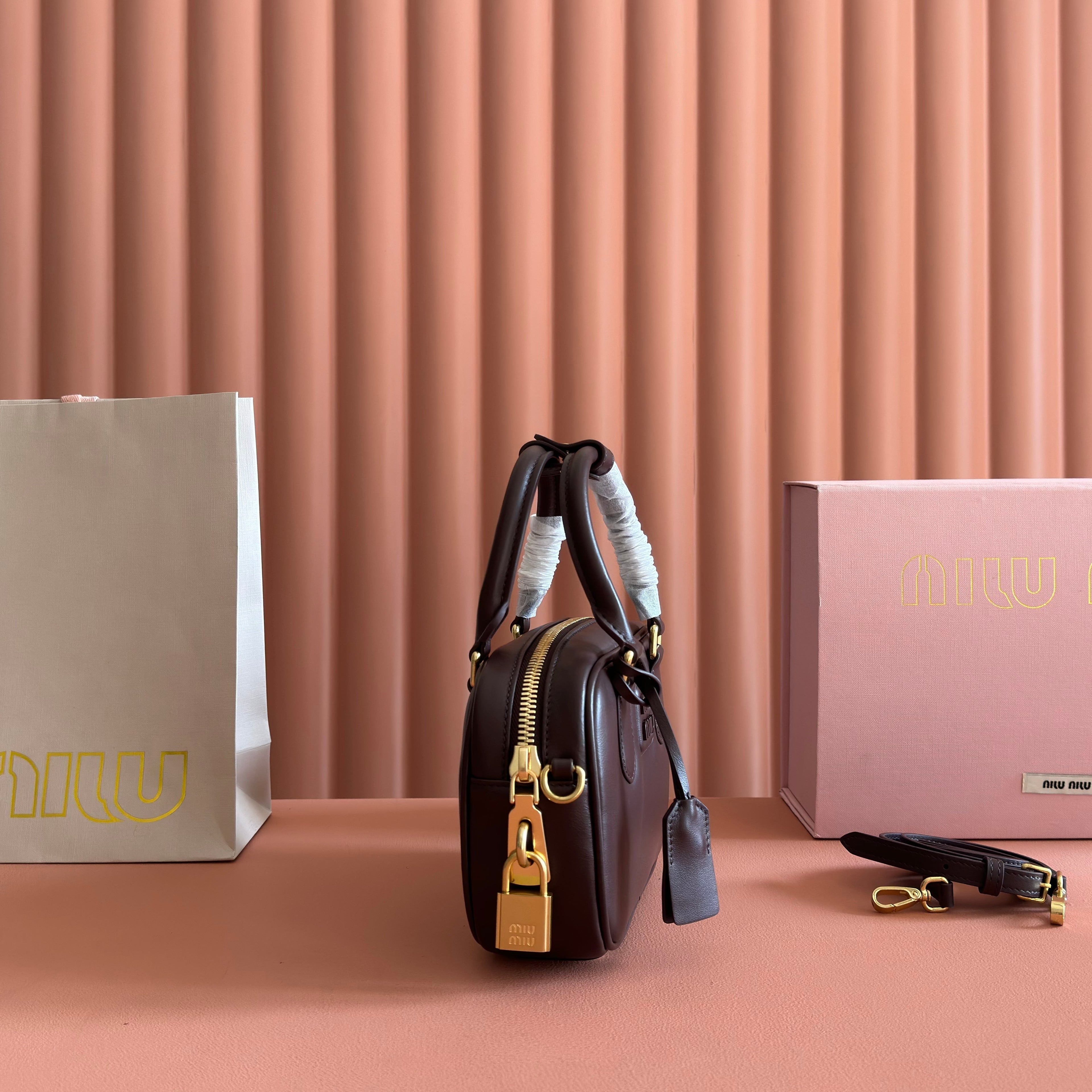 MIUMIU 26S ARCADIE BAG 19 IN DARK BROWN CALFSKIN GOLD HARDWARE