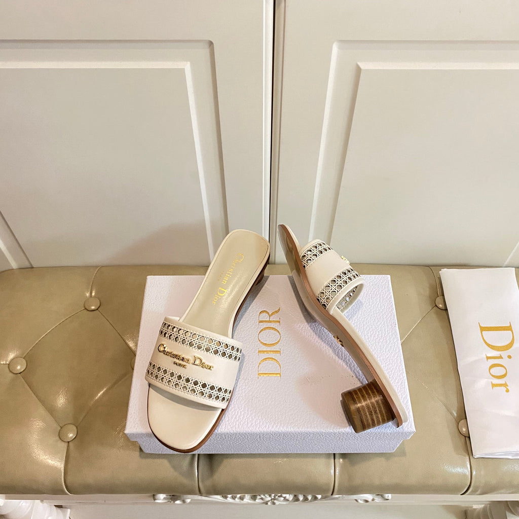 DIOR DWAY HEELED SLIDE IN WHITE CALFSKIN WITH GOLD LOGO