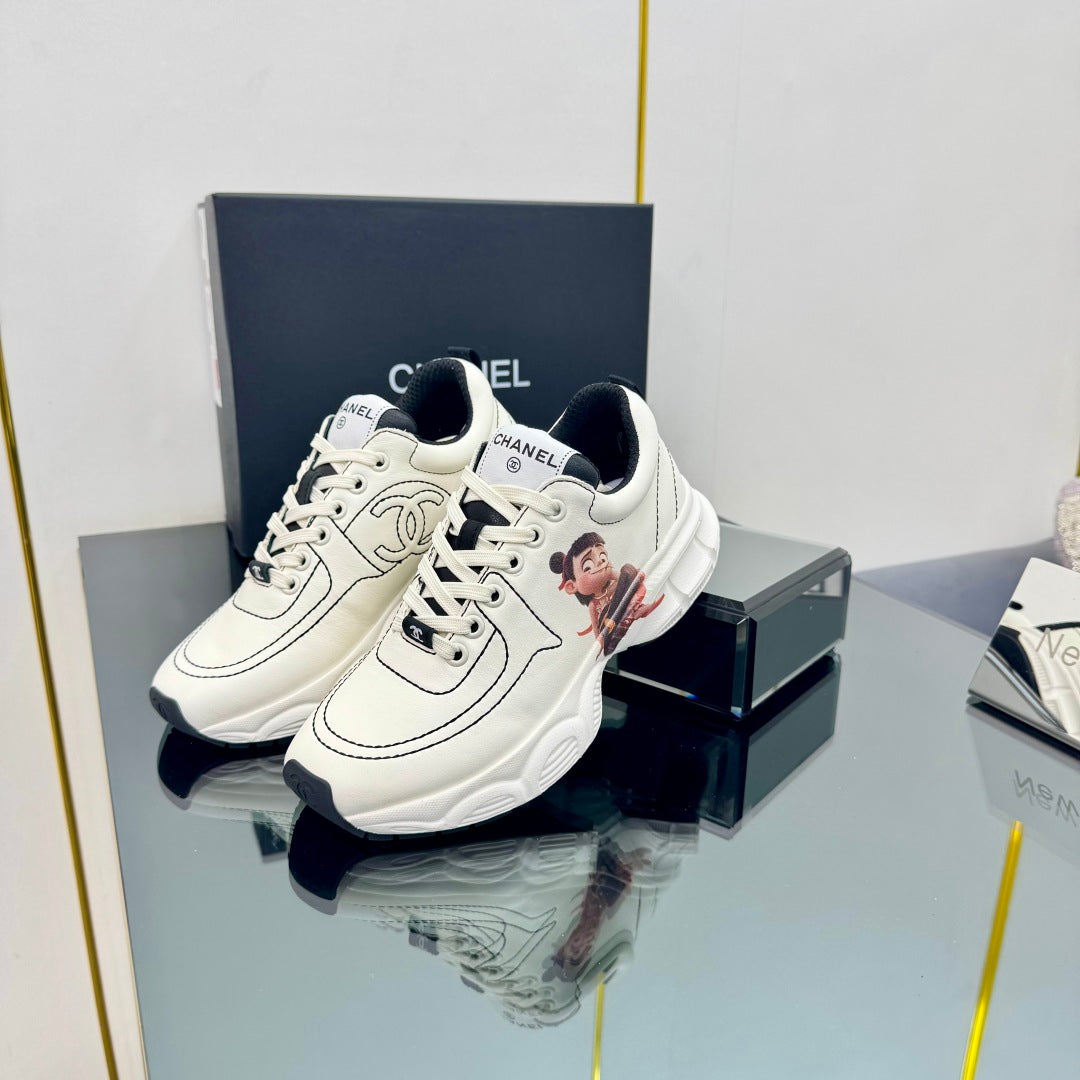 CHANEL TRAINERS SNEAKER IN WHITE CALFSKIN WITH STICKER 238623