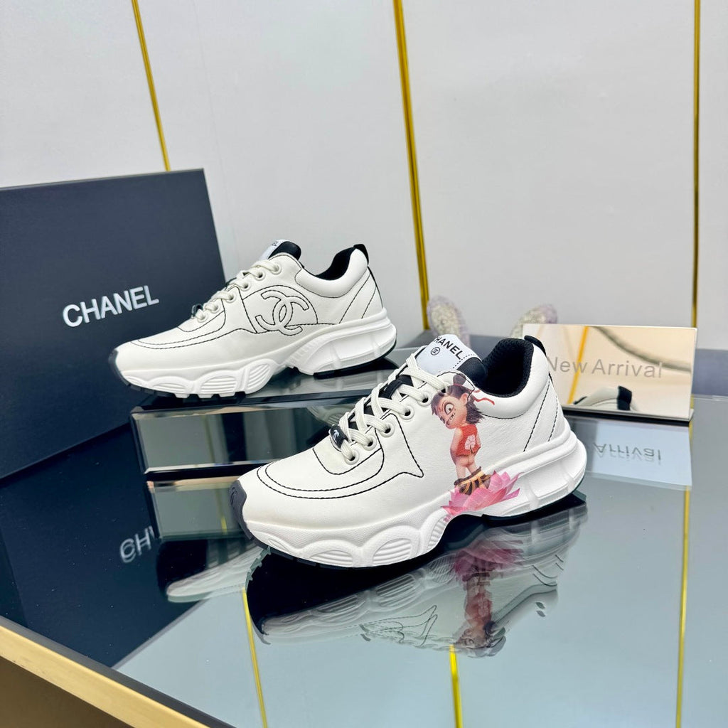 CHANEL TRAINERS SNEAKER IN WHITE CALFSKIN WITH STICKER 238624