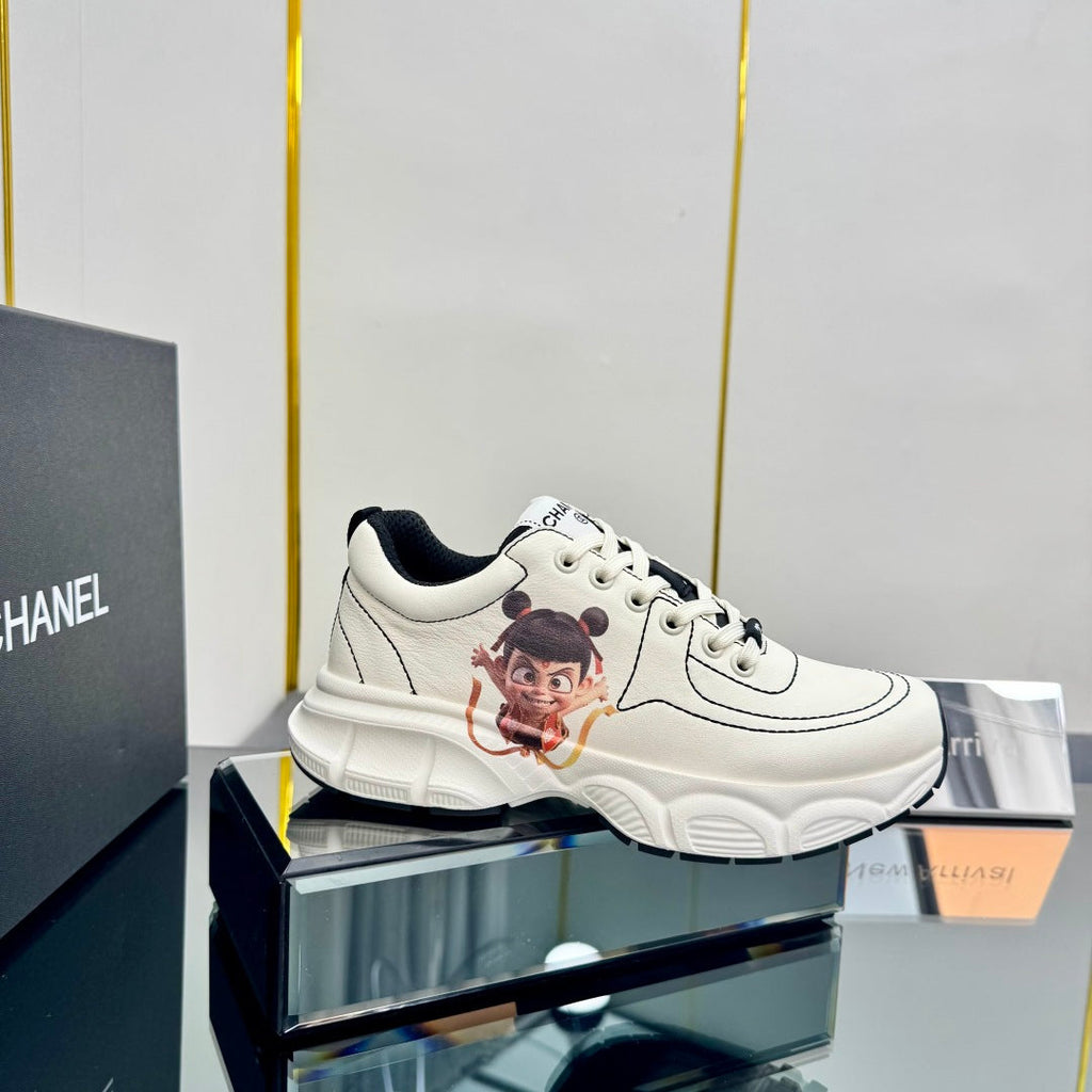 CHANEL TRAINERS SNEAKER IN WHITE CALFSKIN WITH STICKER 238626