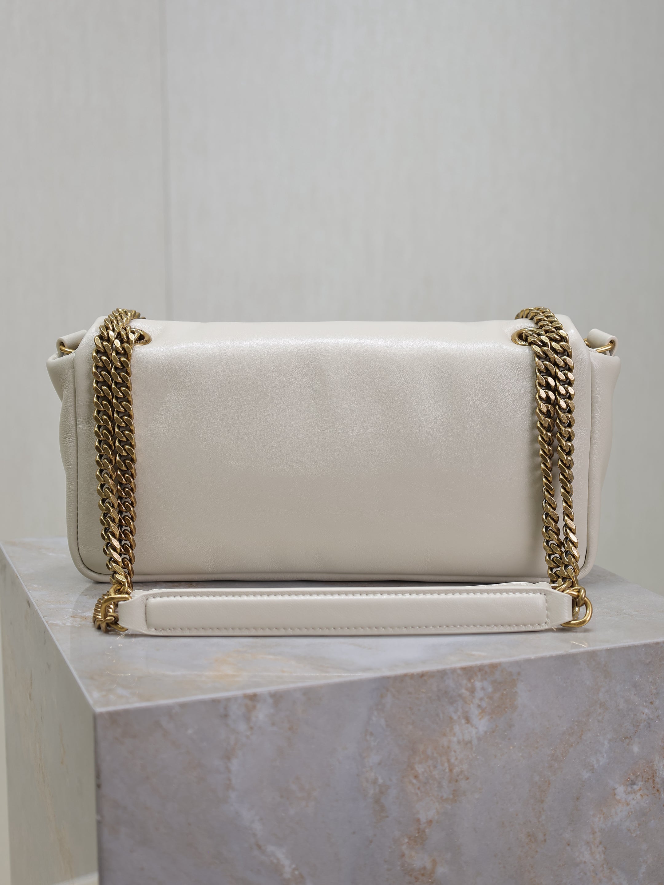 YSL 25S CALYPSO HANDBAG 26 IN IVORY LAMBSKIN GOLD HARDWRE