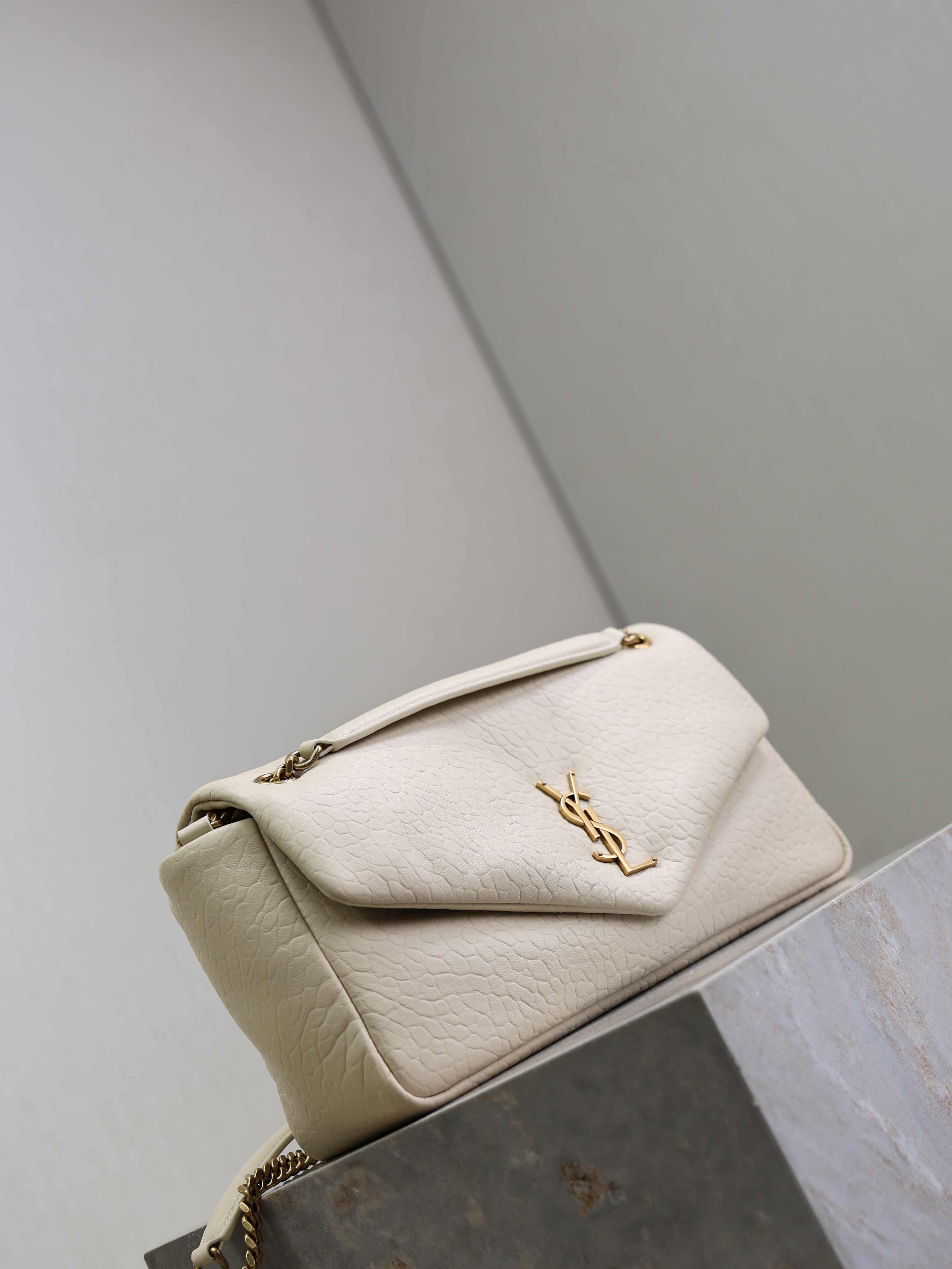 YSL 25S CALYPSO 30 IN IVORY GRAINED CALFSKIN GOLD HARDWARE