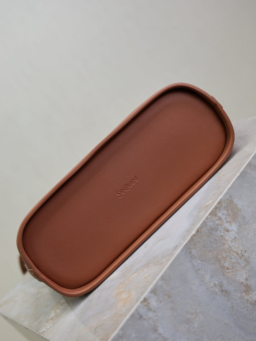 YSL 25S Y SMALL BUCKET 29 IN DESERT DUST AND BRICK CANVAS GOLD HARDWARE