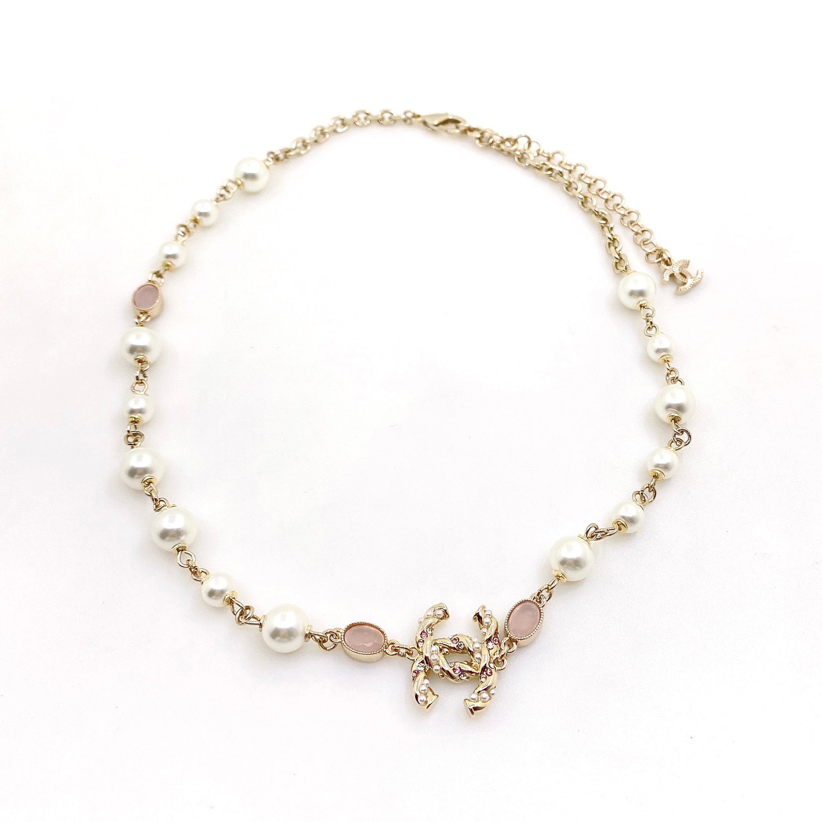 18K  Chanel Pearls Necklace