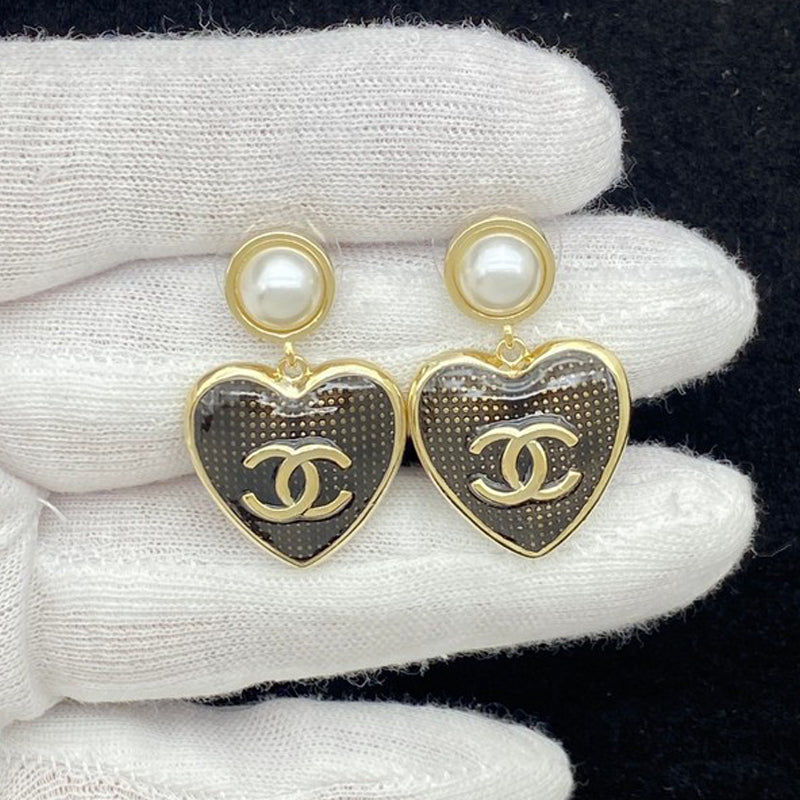 18K  Chanel Pearl Heart Drop Gold Earrings