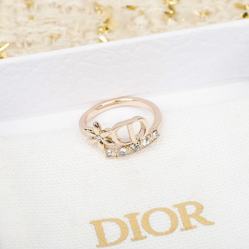 18K Dior Diamond Ring