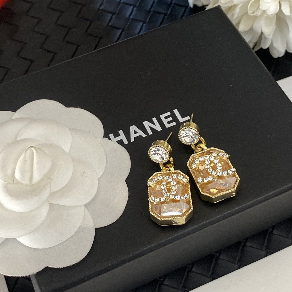 18K  Chanel Crystals Earrings