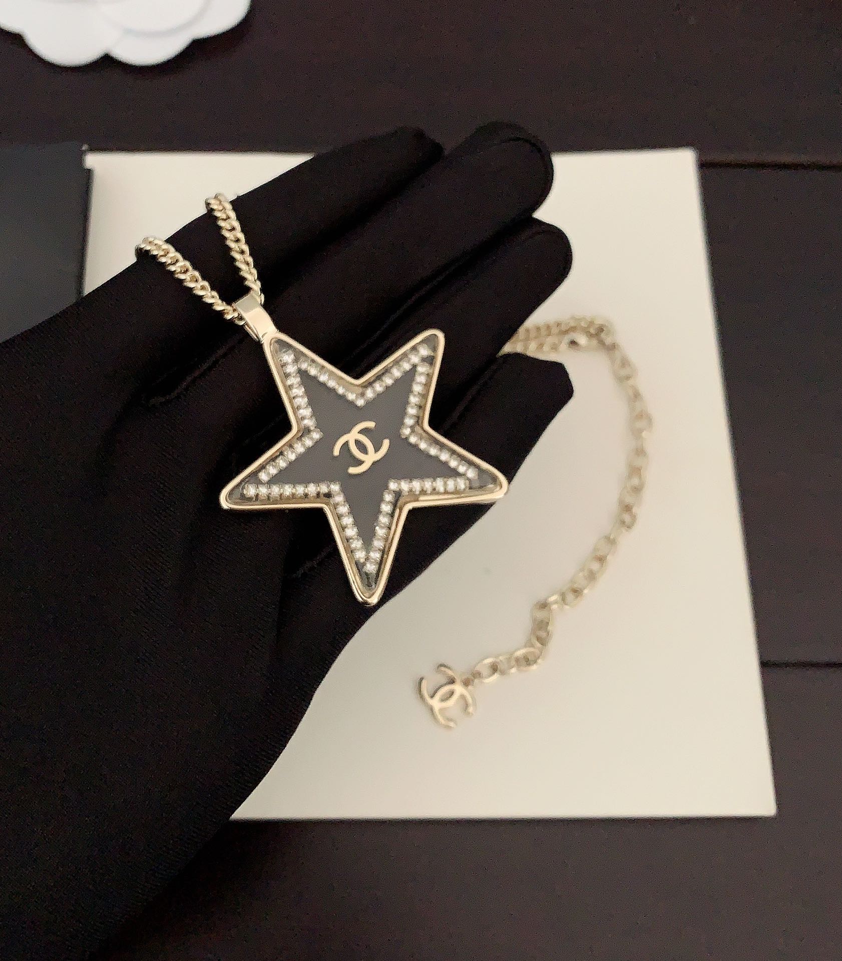 18K  Chanel Star Chain Necklace