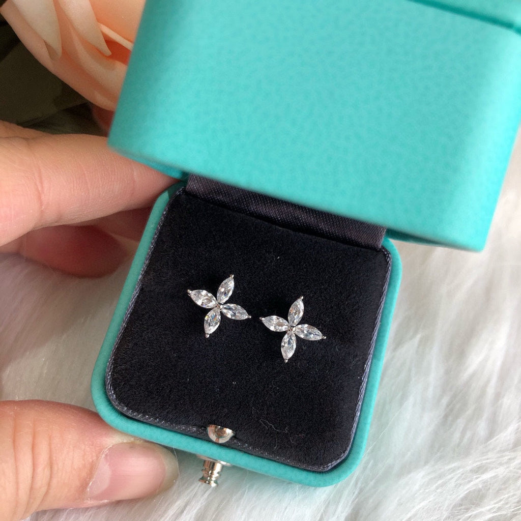 18K Tiffany Victoria Earrings