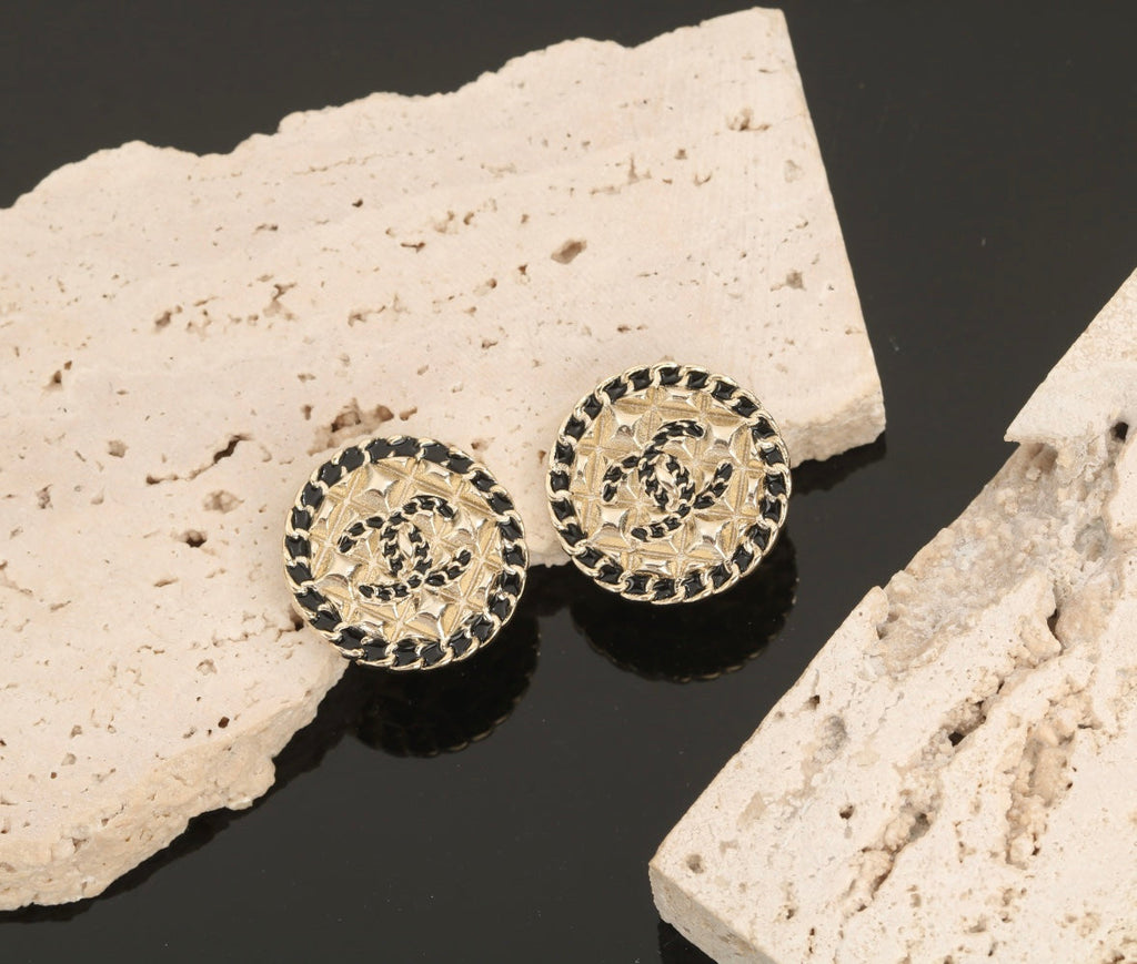 18K  Chanel Diamond Round Earrings