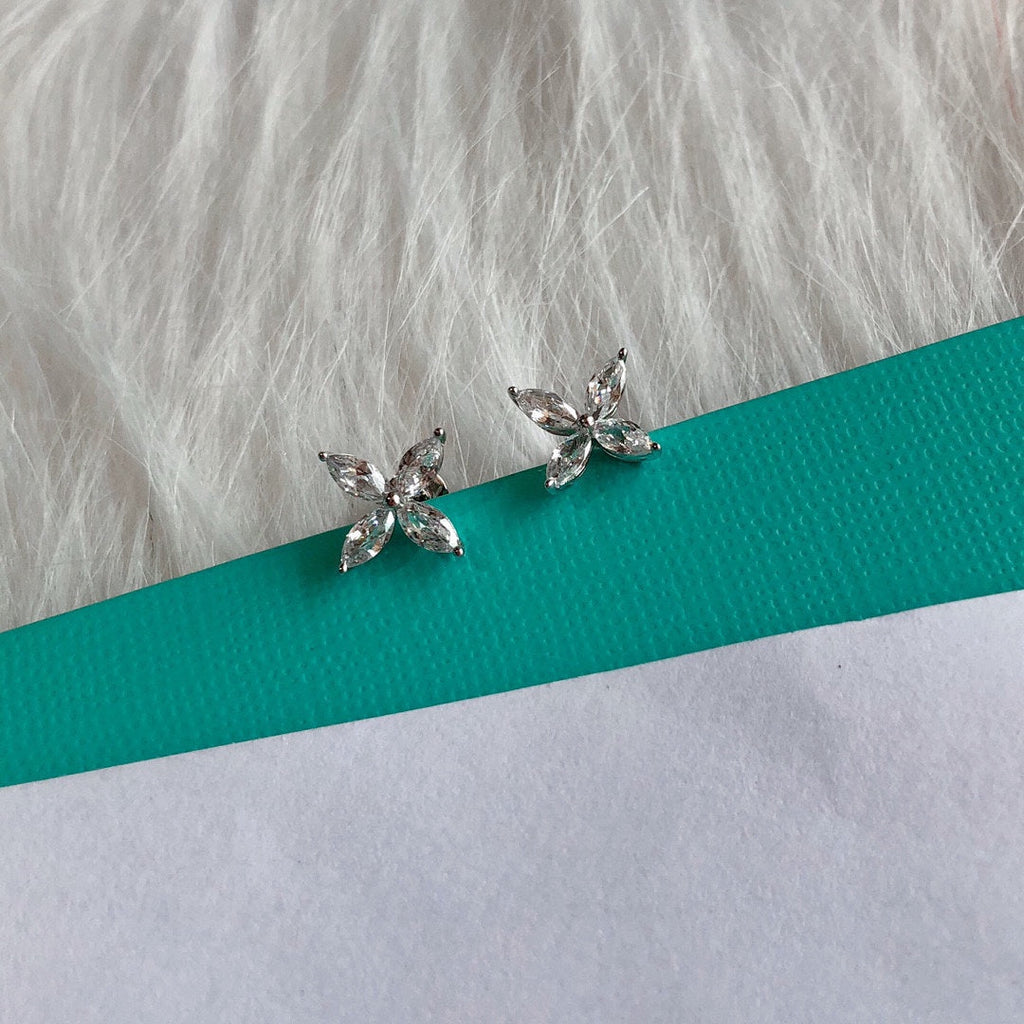 18K Tiffany Victoria Earrings