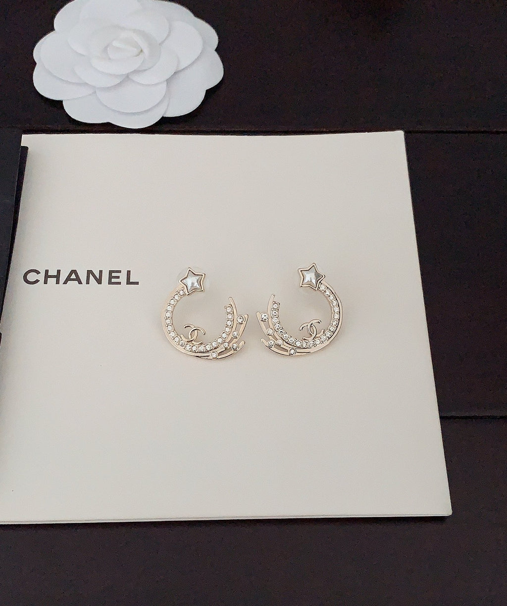 18K  Chanel Crystals Earrings