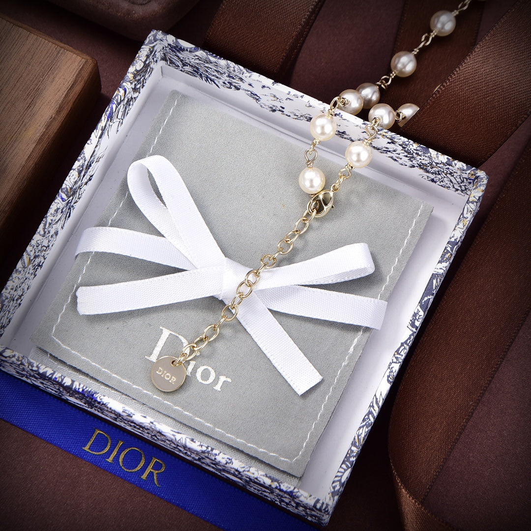 18K Dior Metamorphose Choker Necklace