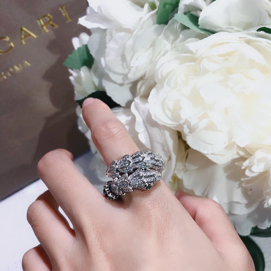 18K BVLGARI Serpenti Tubolari Ring