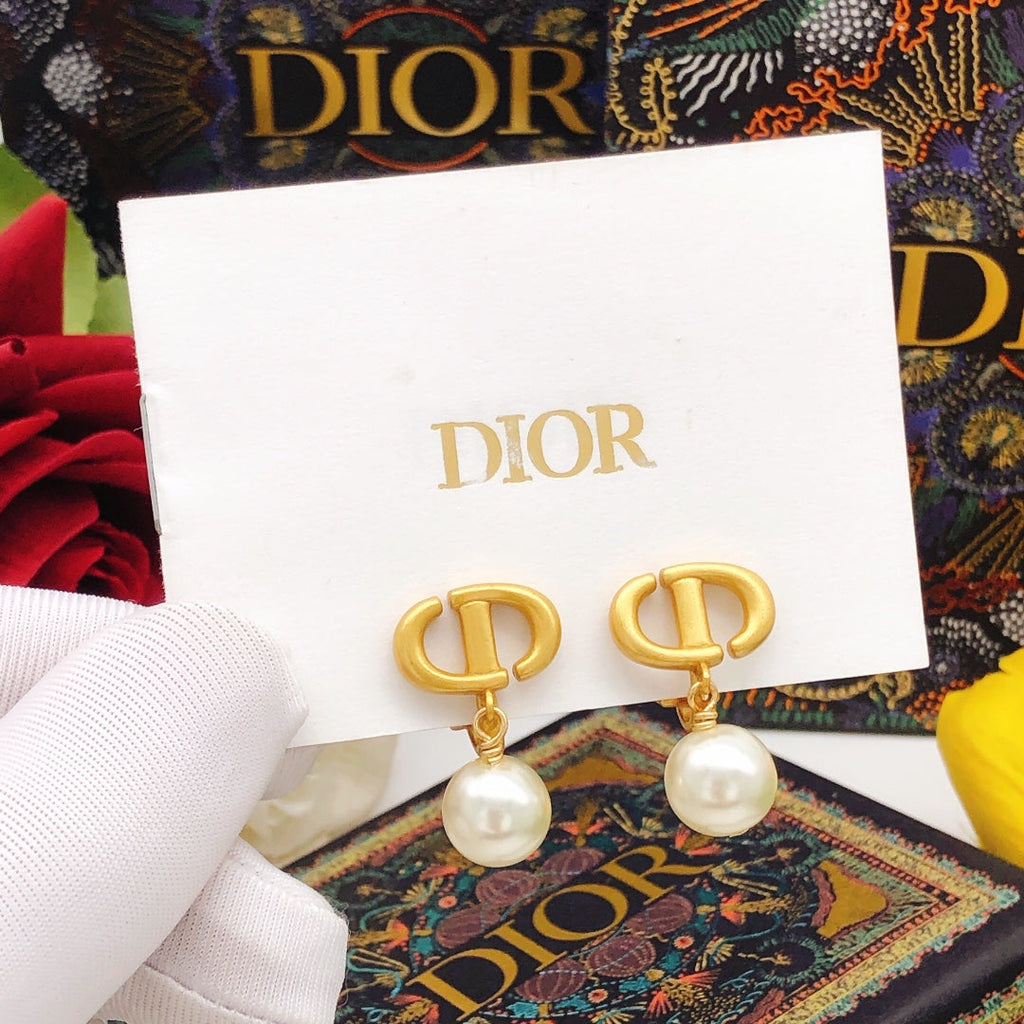 18K Dior Tribales Pearls Earrings