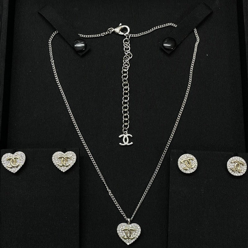 18K  Chanel Diamond Heart Necklace