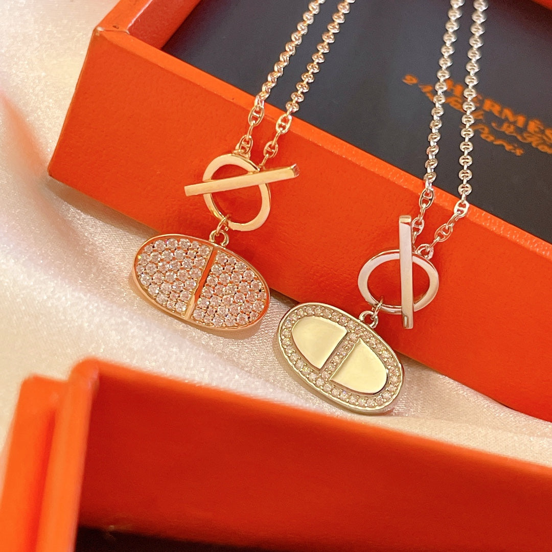 18K Chaine D'ancre Contour Pendant Hermes Necklace