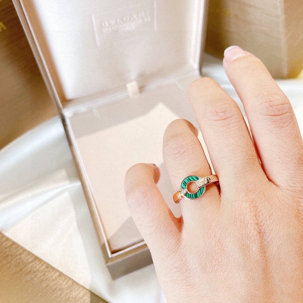18K BVLGARI Malachite Ring