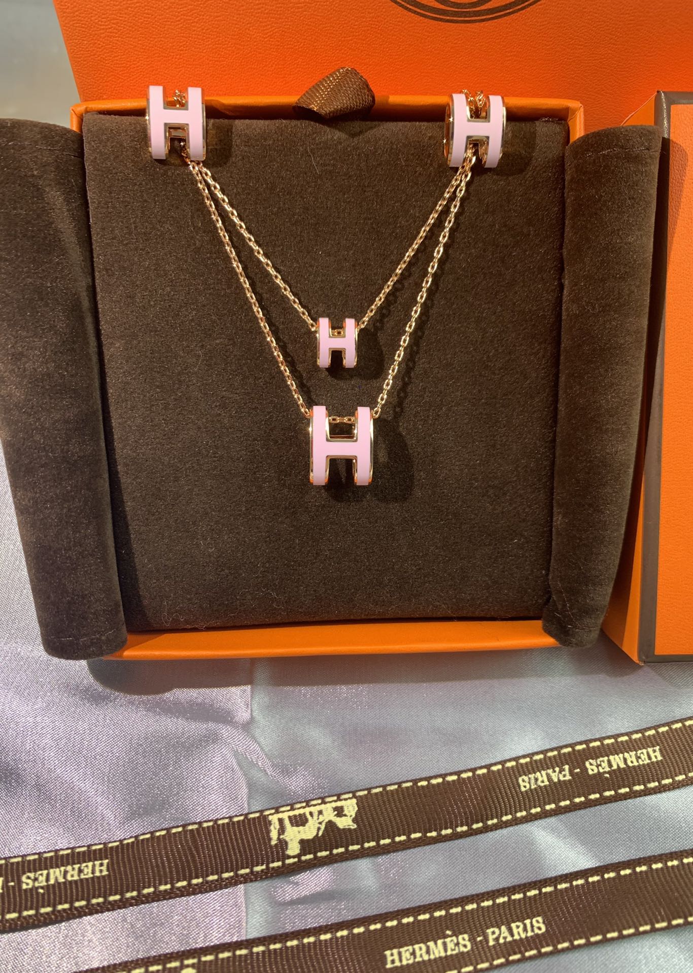 18K Mini Pop Hermes Pink Necklace