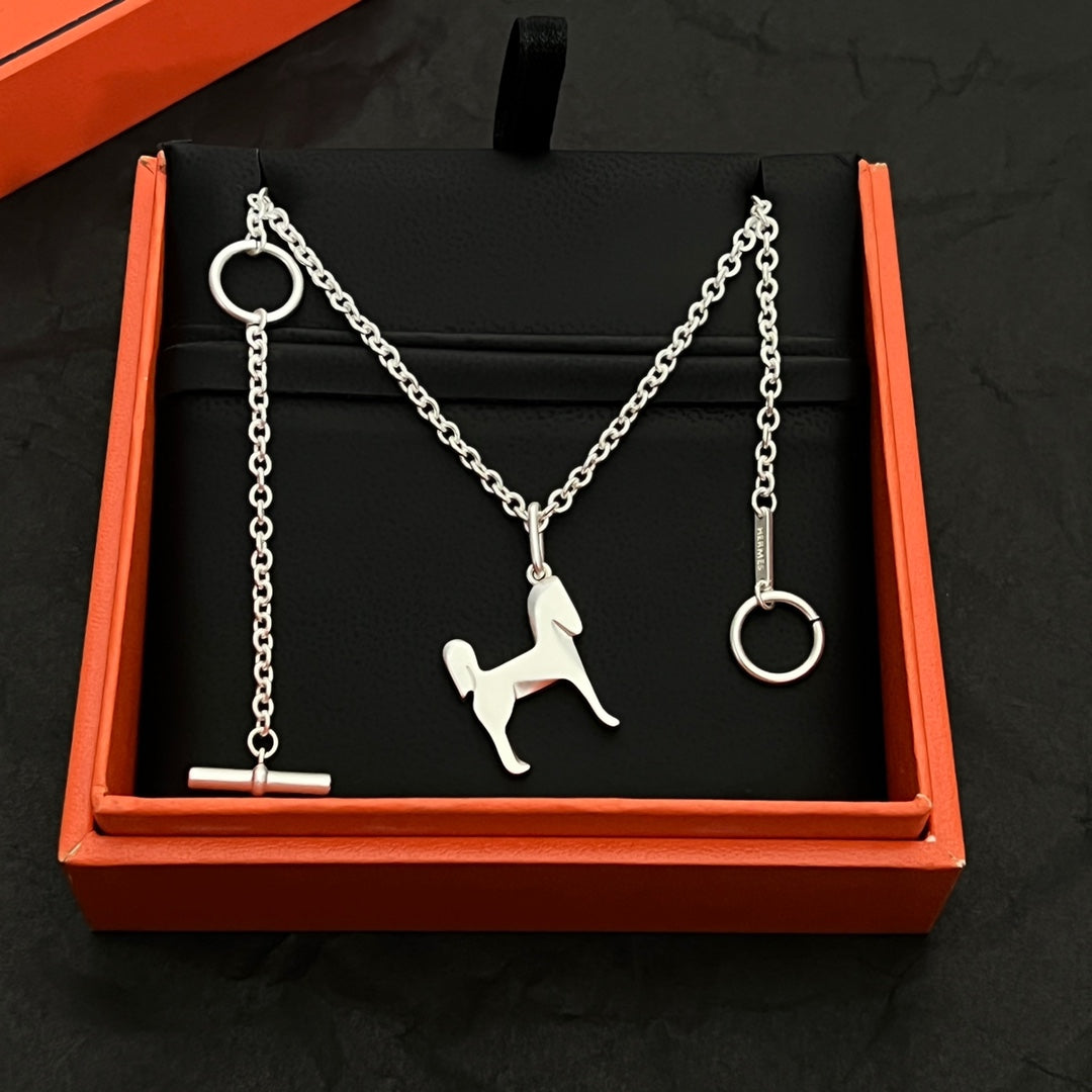 18K Panache Pendant Hermes Necklace